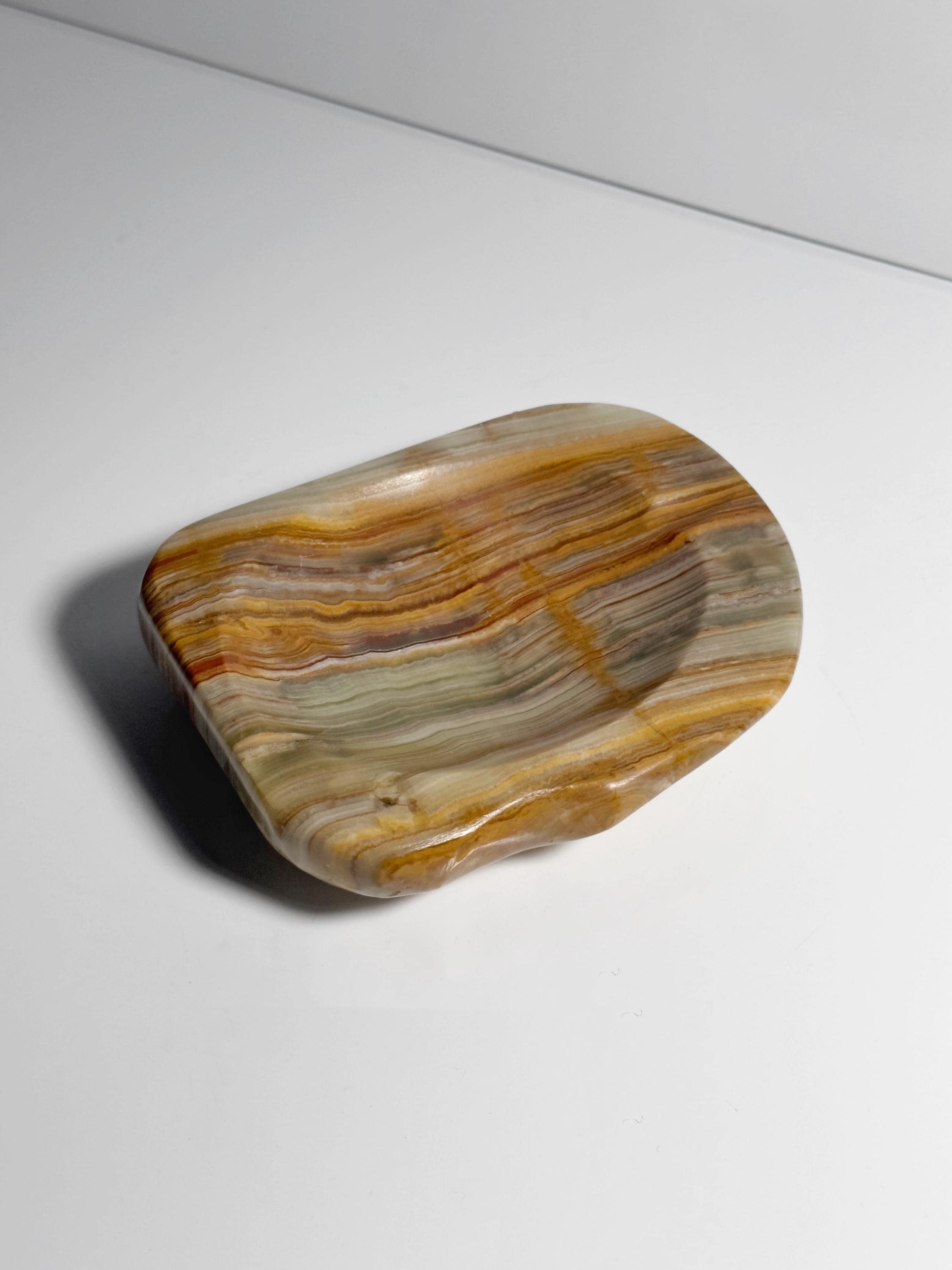 Vintage italienischer Onyx-Aschenbecher in Beige
