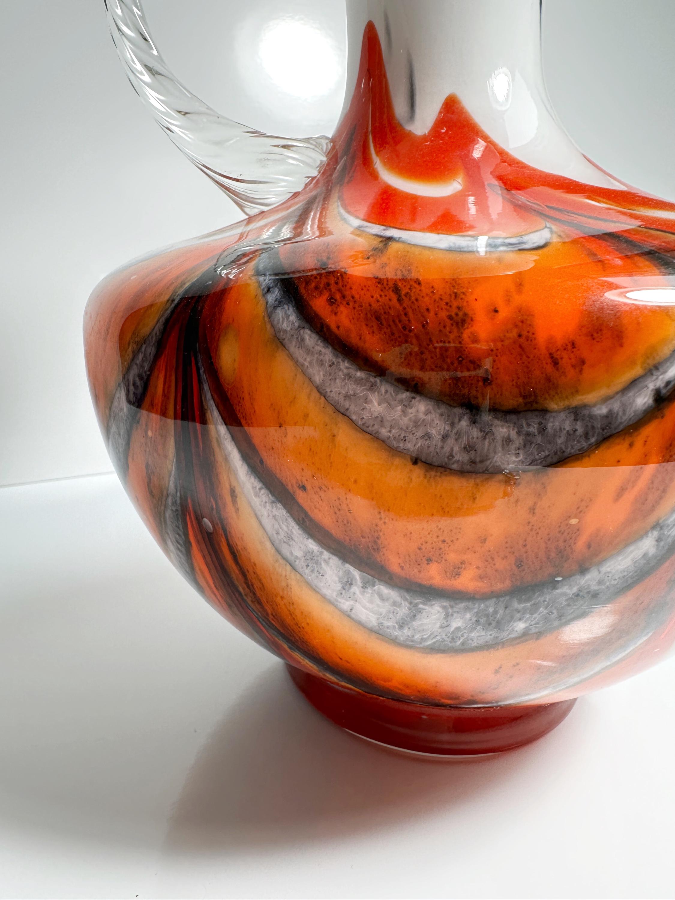 Opalina Fiorentina Henkelvase mit Swirl, Italien 1970er