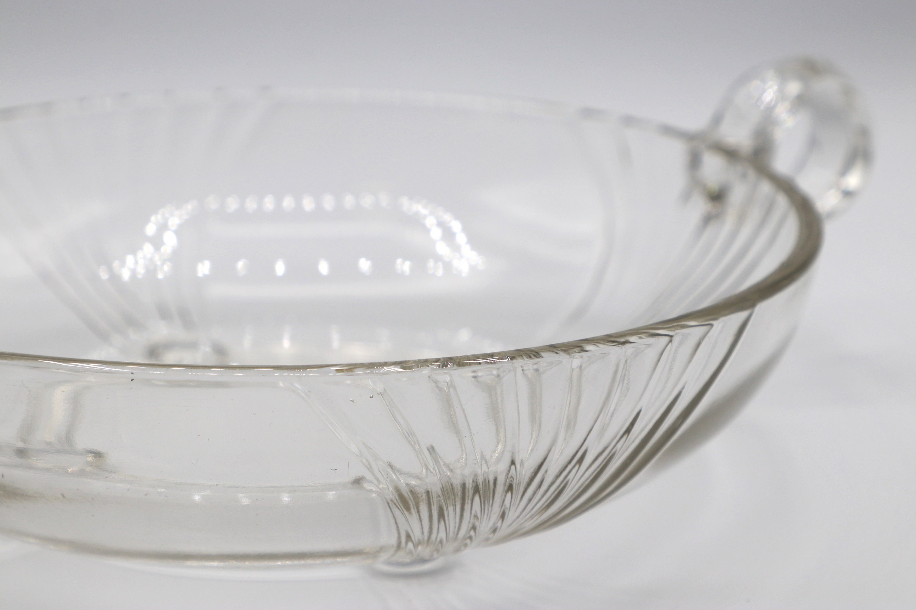 Vintage Glasschale mit Henkeln, 1980er Art Deco Revival