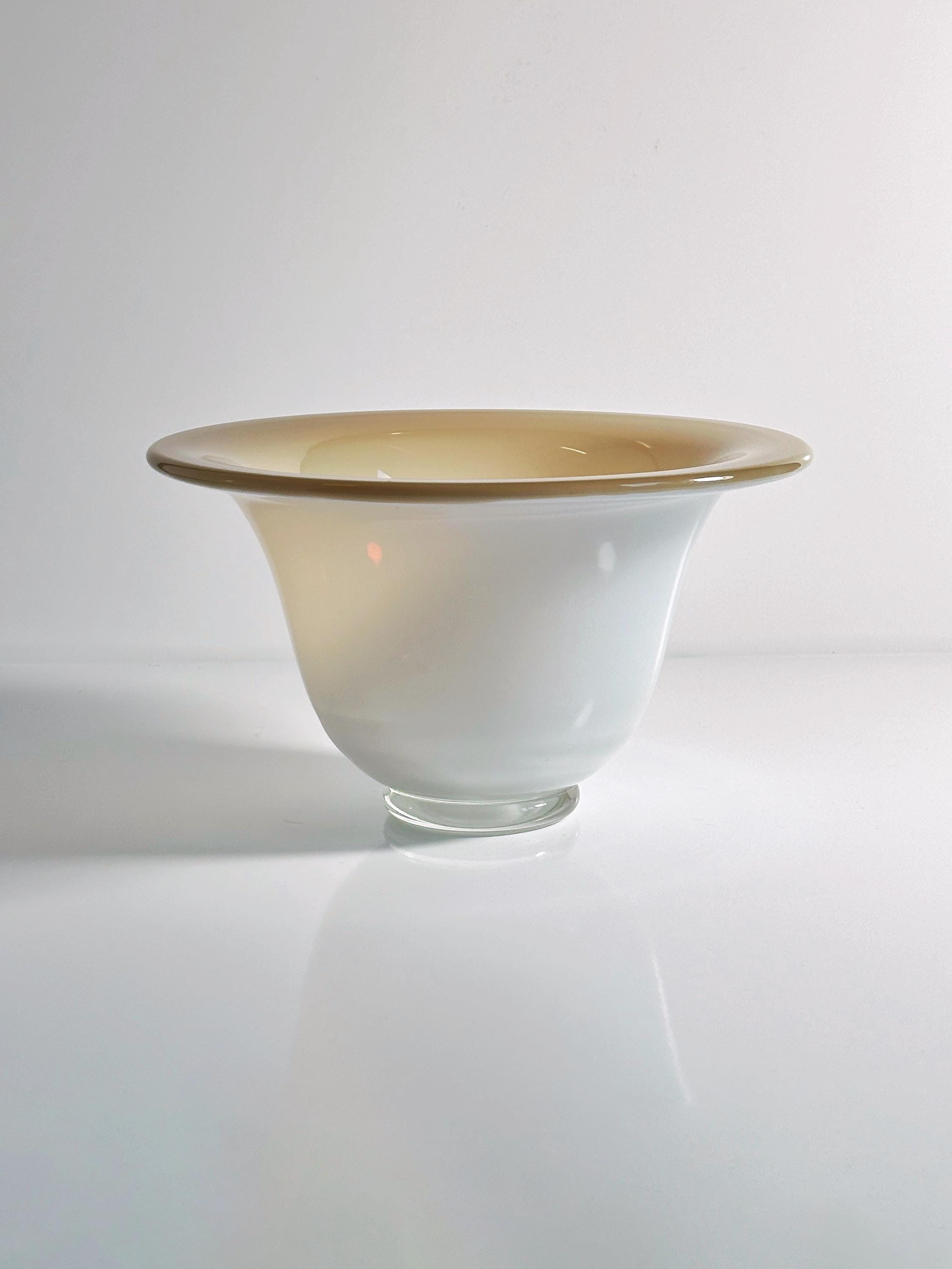 Vintage Murano Opalglas Schale in Creme & Beige
