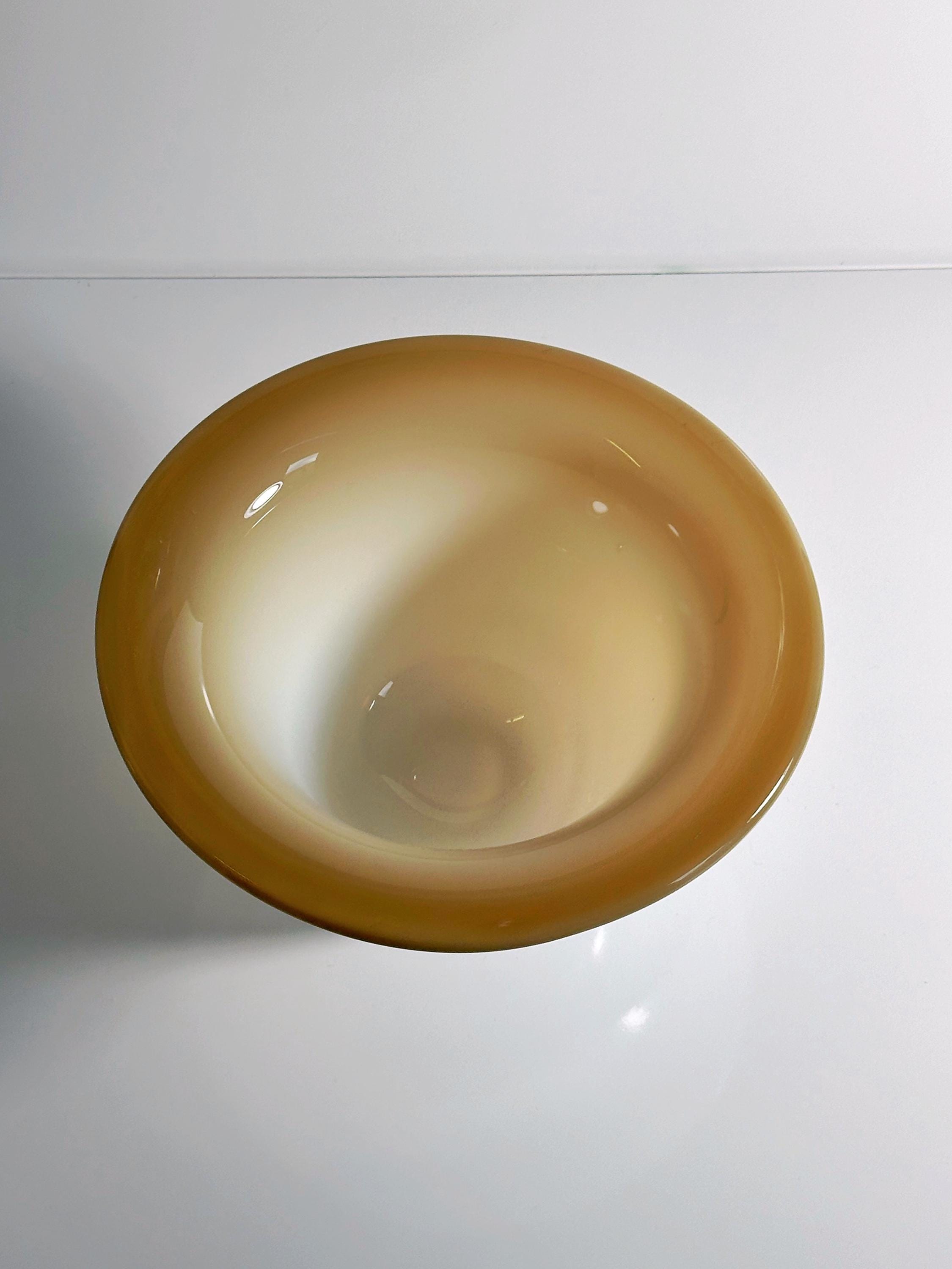 Vintage Murano Opalglas Schale in Creme & Beige
