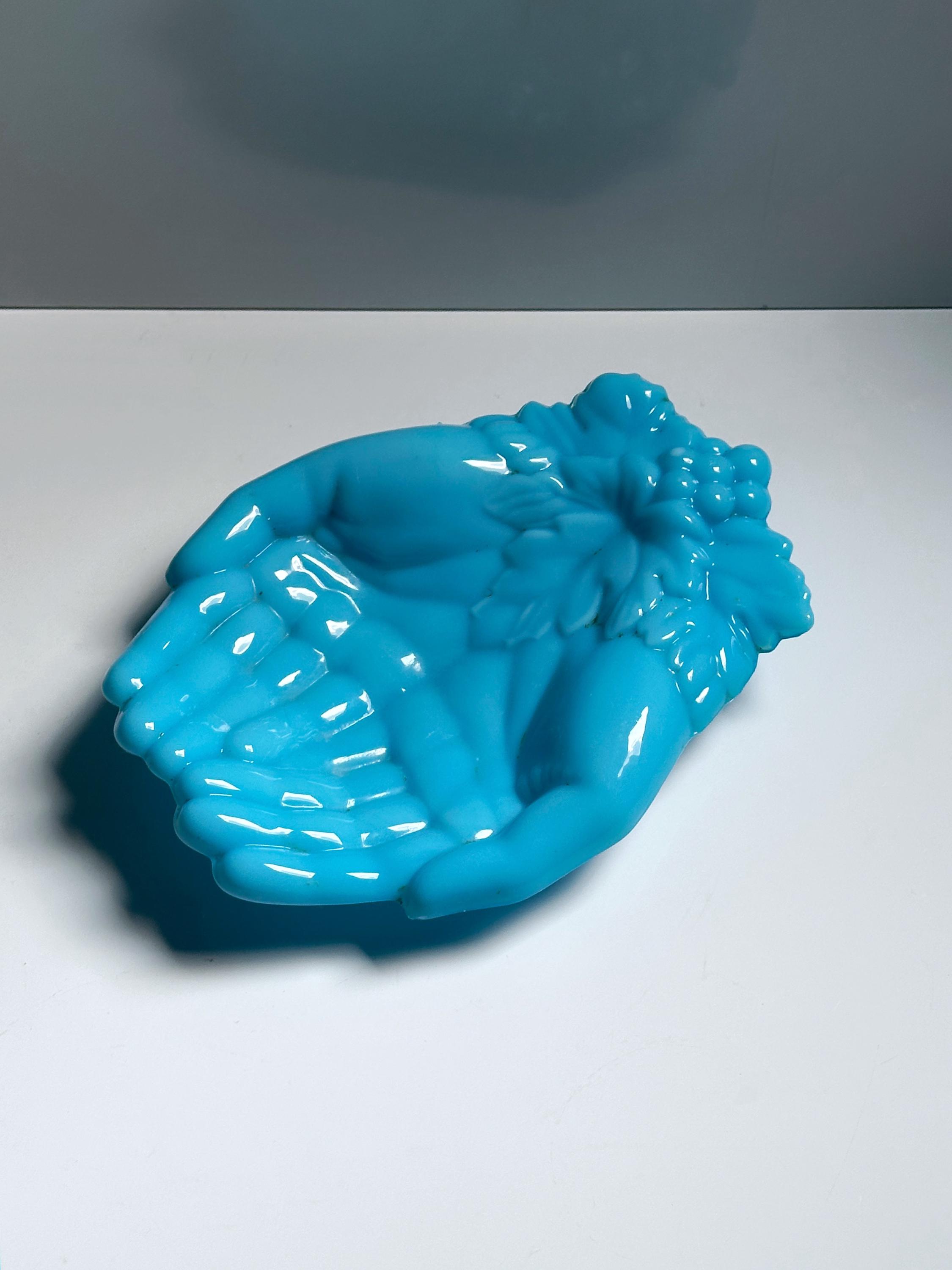 Vallérysthal Jugendstil Vide-Poche aus hellblauem Opalglas