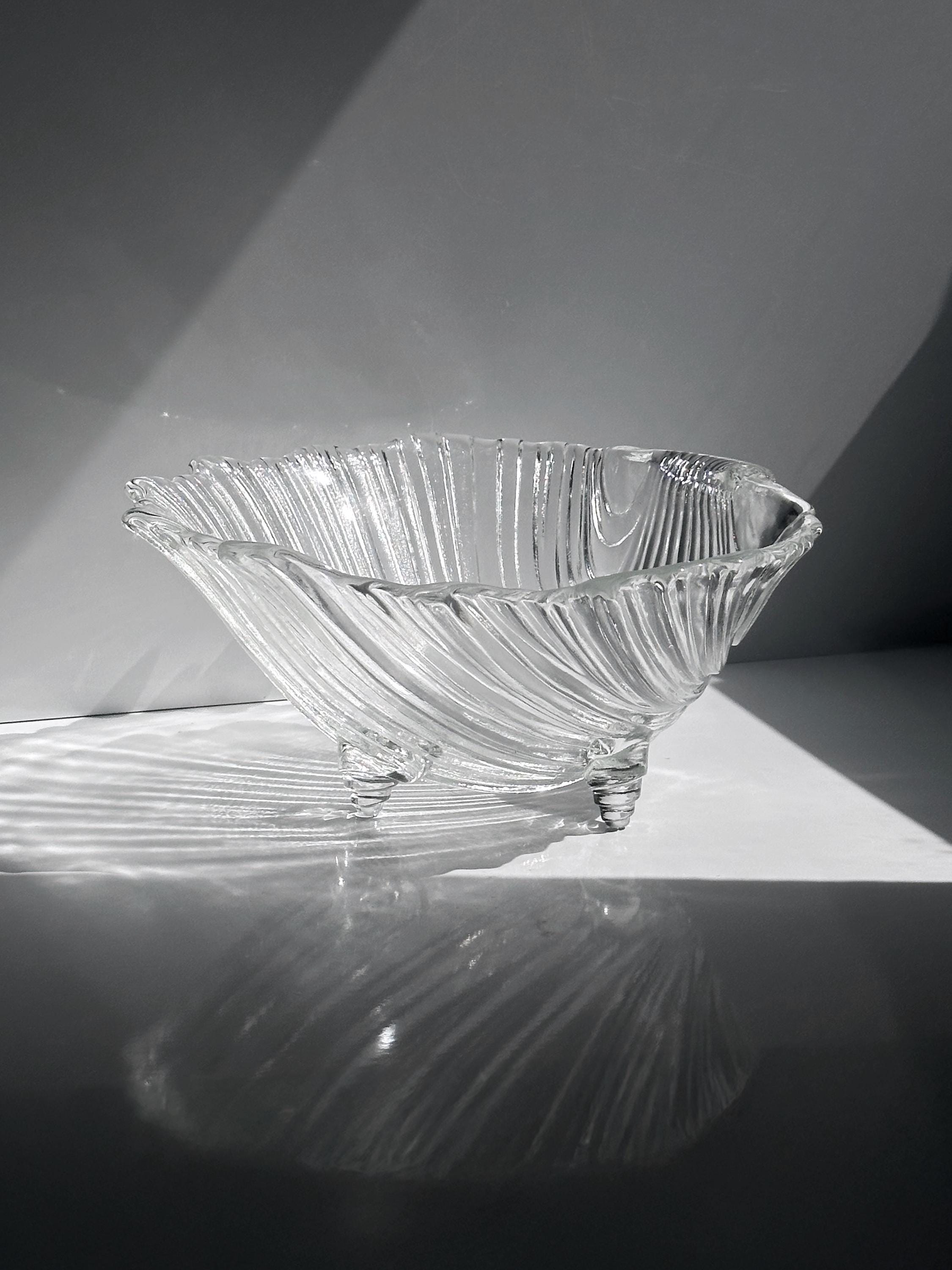 Große Vintage Glasschale in Muschelform