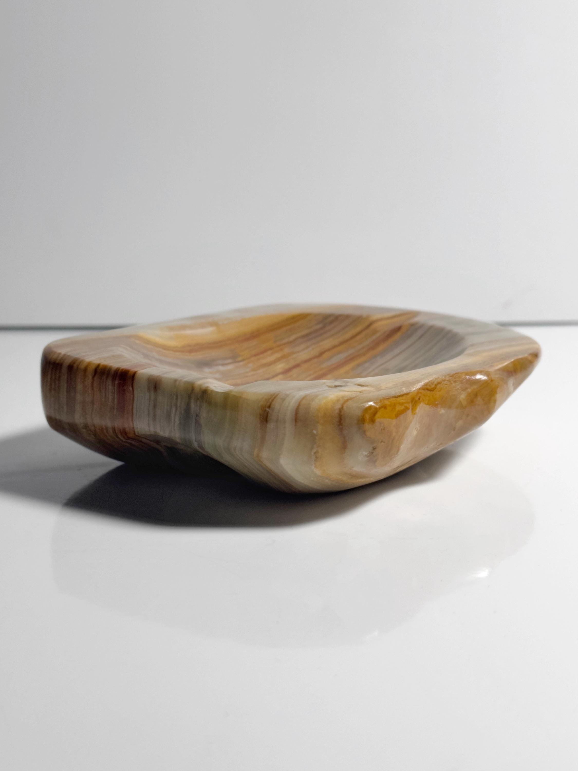 Vintage italienischer Onyx-Aschenbecher in Beige