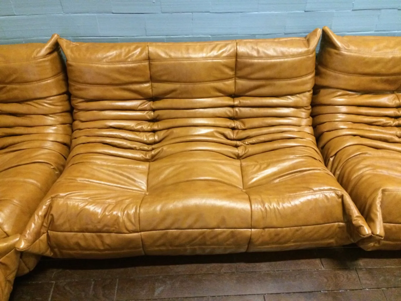 Togo Sofa 2-Sitzer Glattleder Cognac Braun