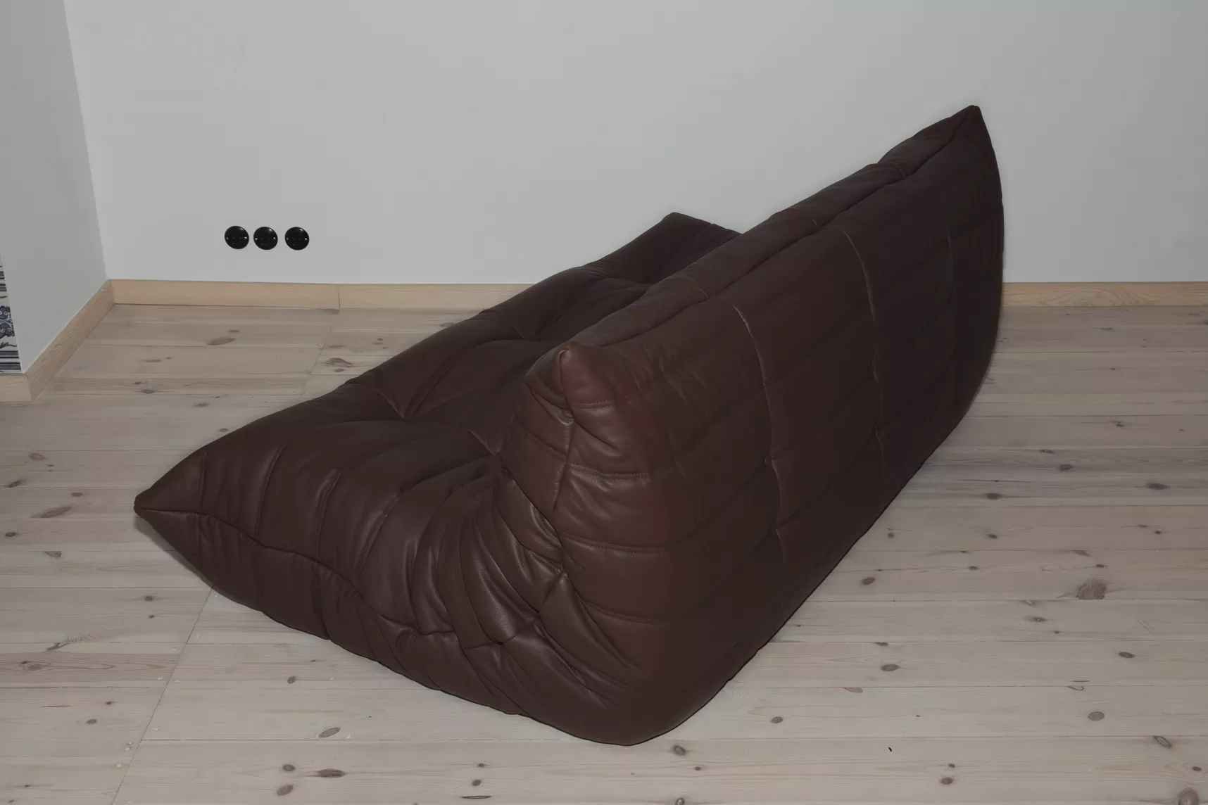 Togo Sofa 3-seater Madras leather Brown
