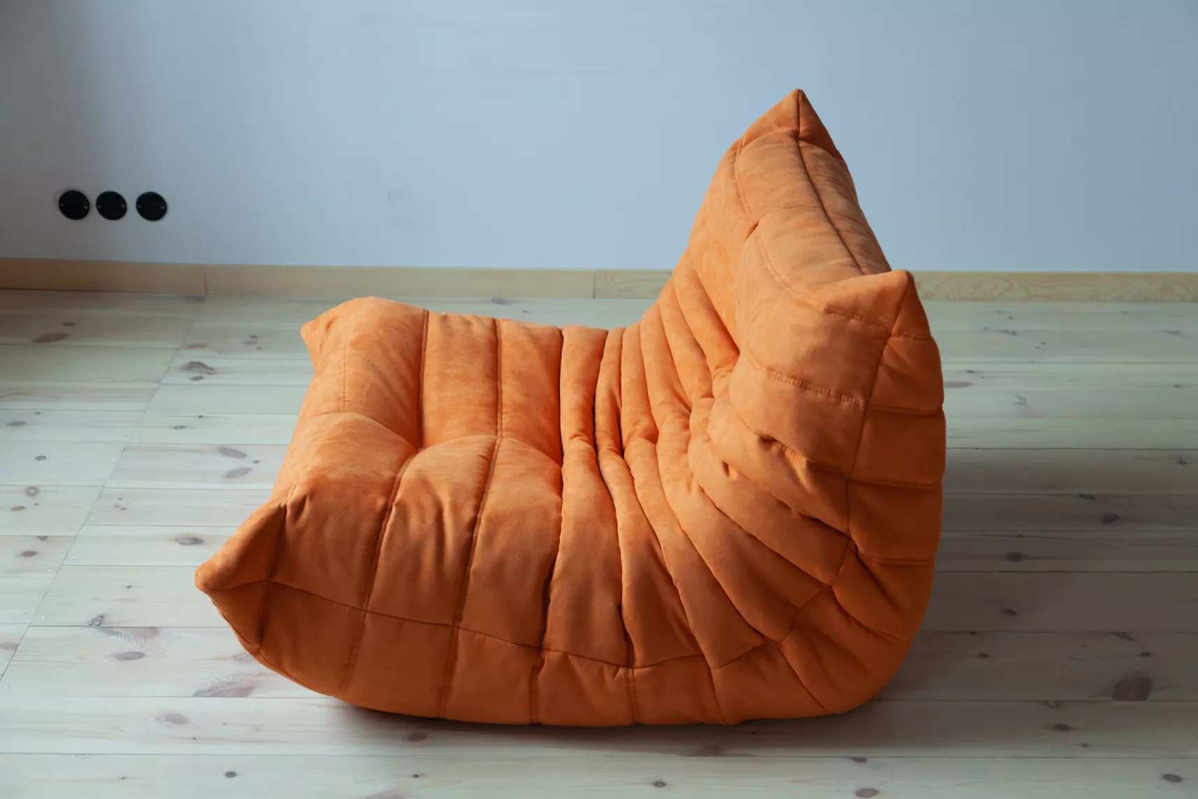 Togo Armchair Textile Orange