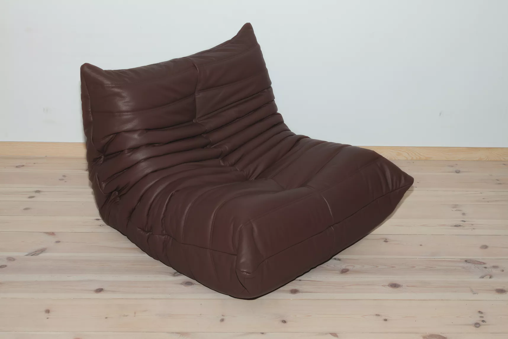 Togo Armchair Madras Leather Brown
