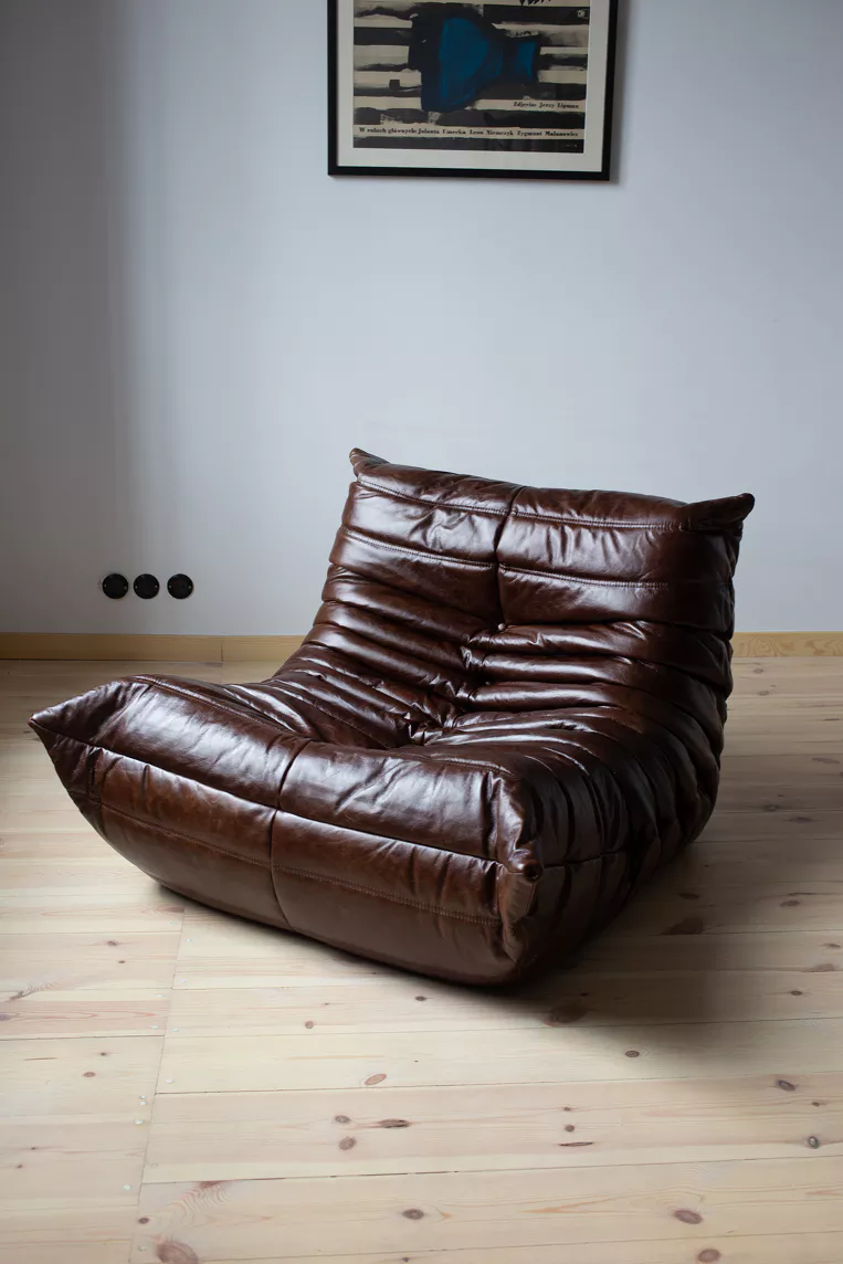 Togo Armchair High Gloss Leather Dark Brown