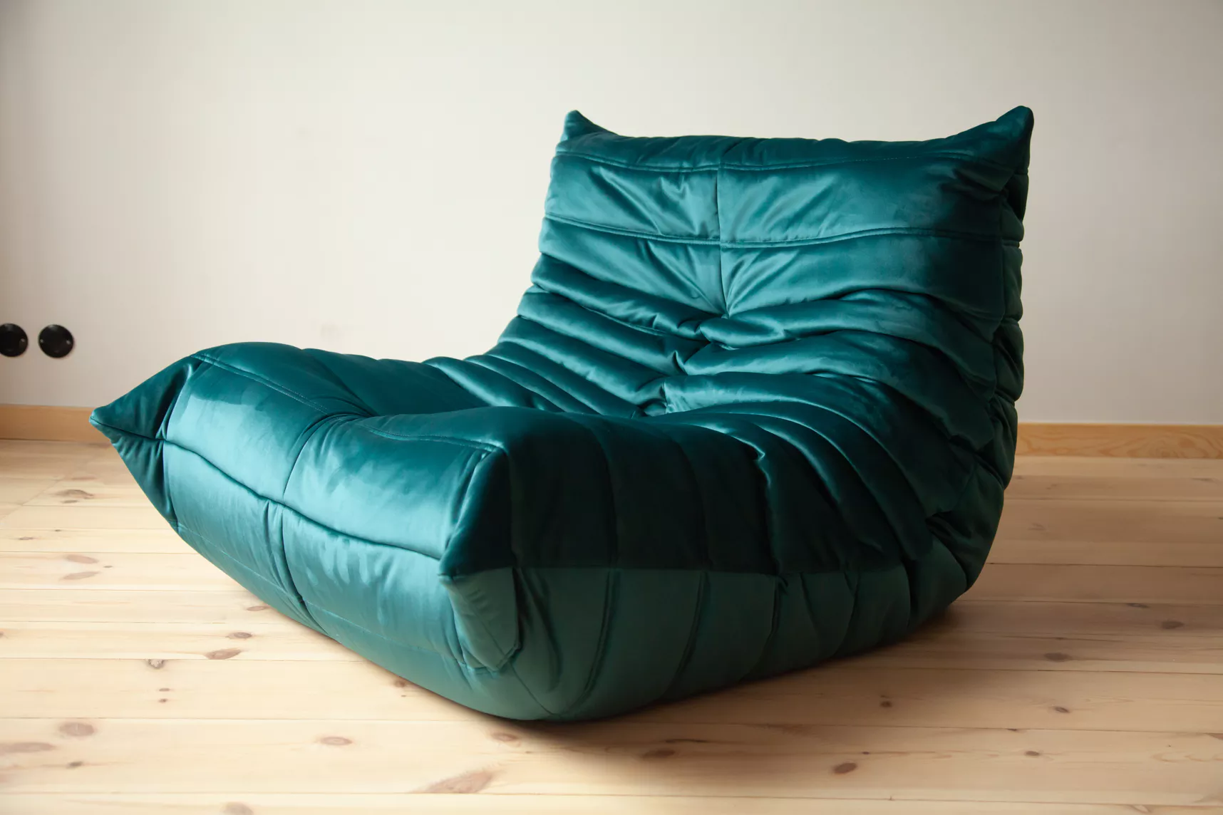 Togo armchair velvet petrol