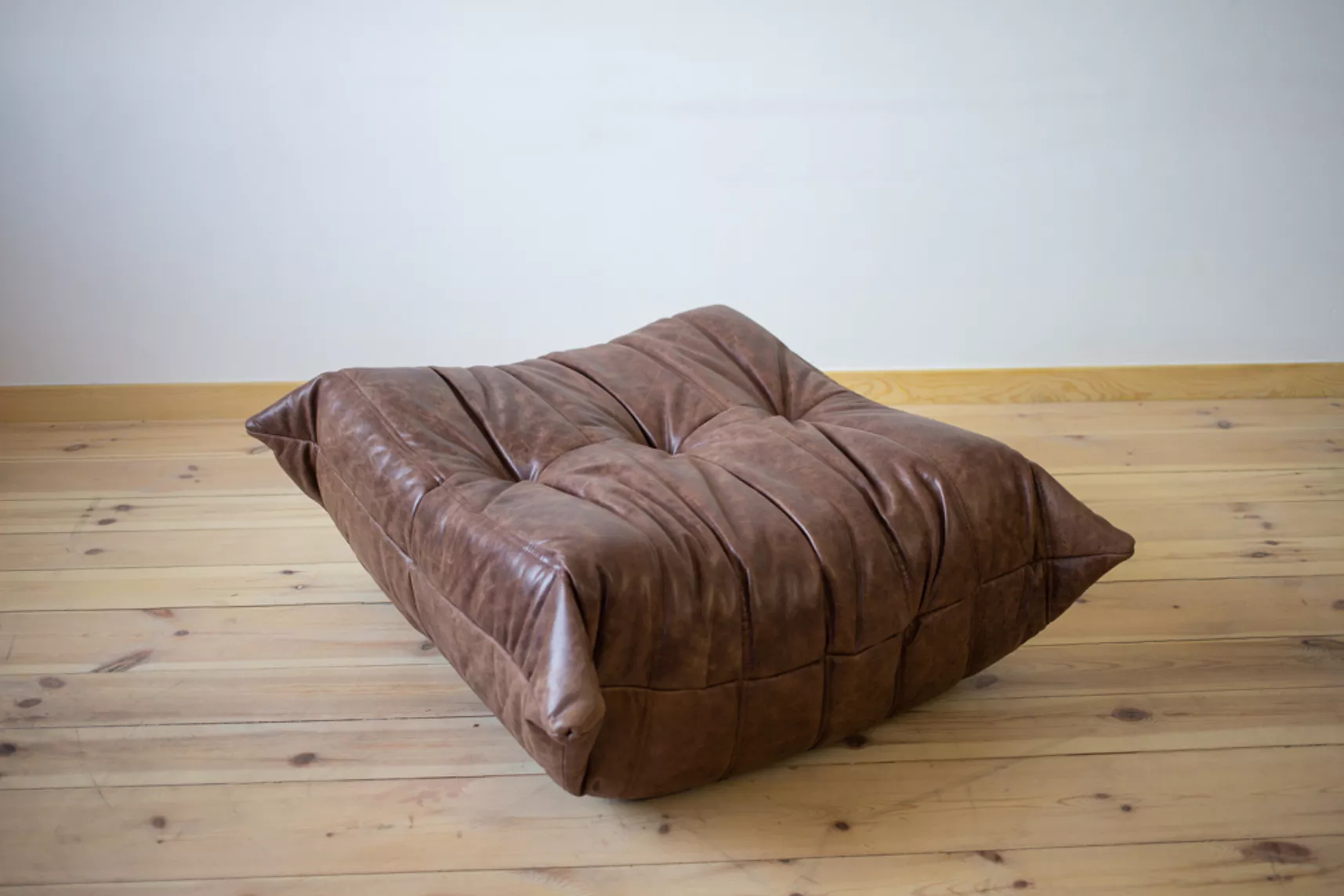 Togo Ottoman Leder Braun
