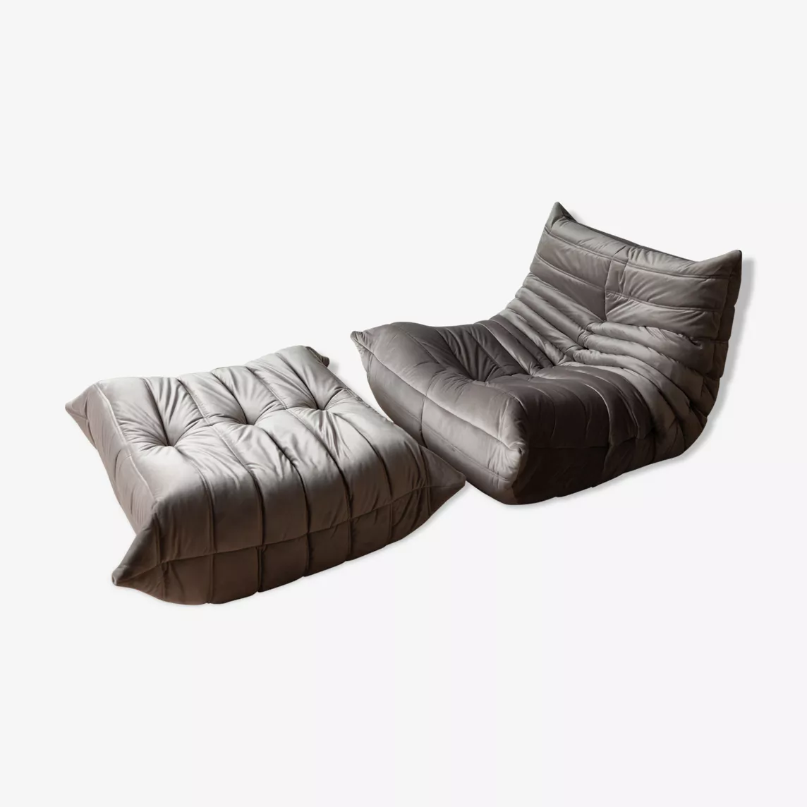 Set Poltrona e Pouf Togo Velluto Grigio Caldo