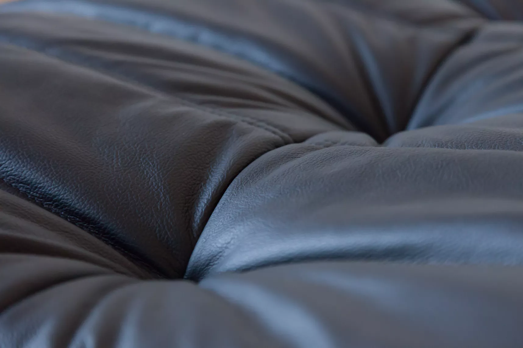 Togo Armchair and Ottoman Set Madras Leather Black