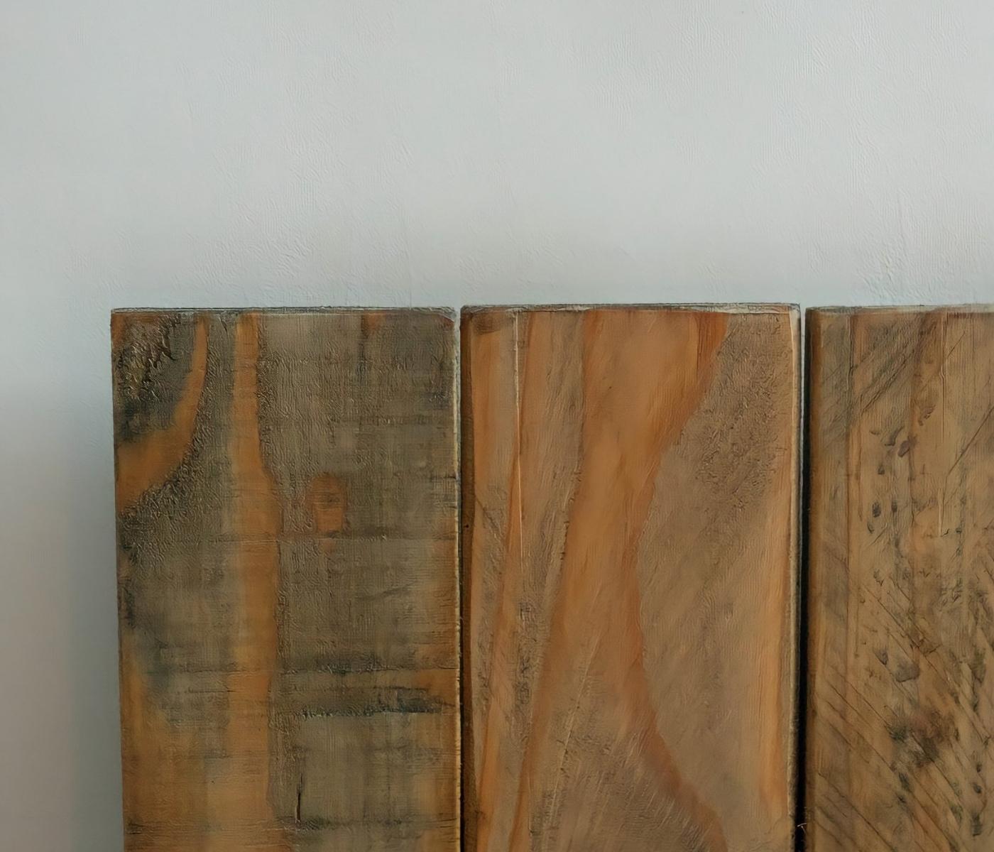 Bettkopfteil aus recyceltem Holz
