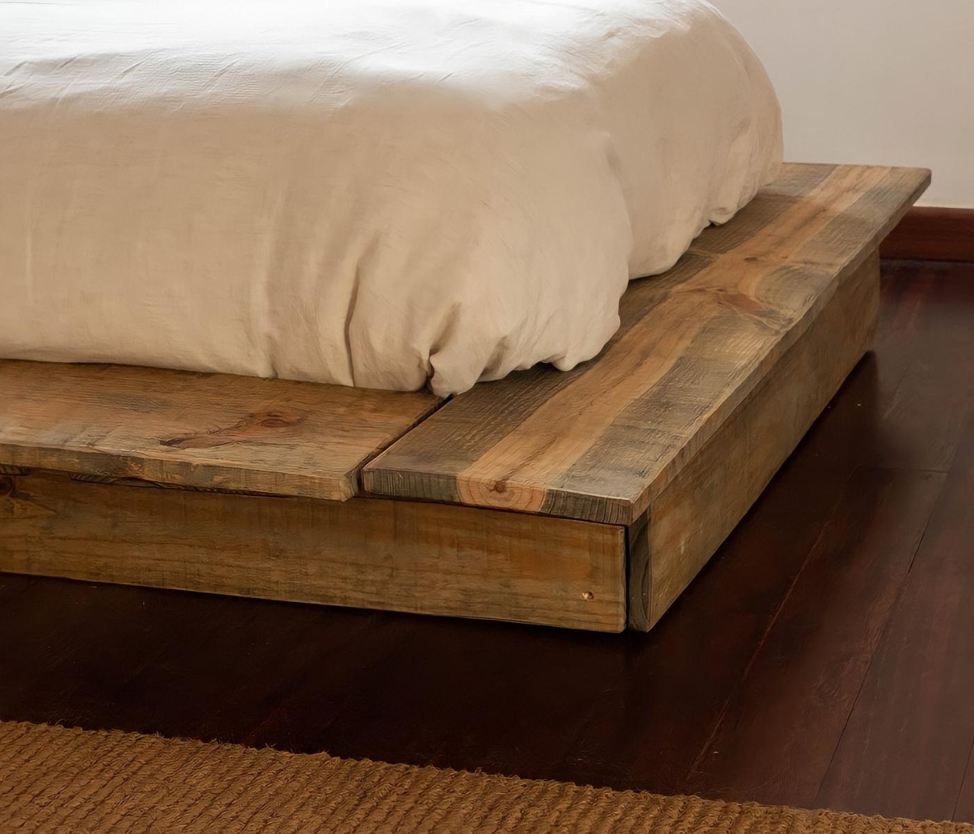  Tatami-Einzelbettgestell aus recyceltem Holz