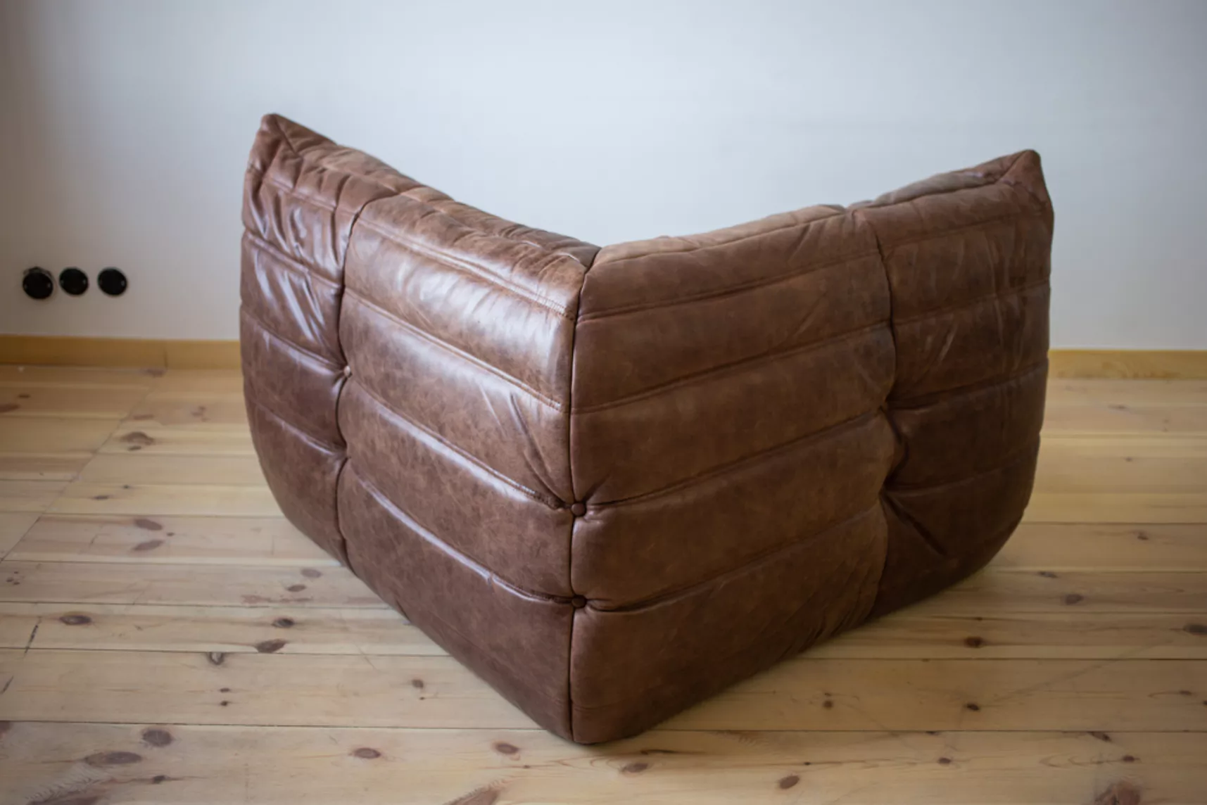 Togo Corner Sofa Pull-Up Leather Walnut Brown