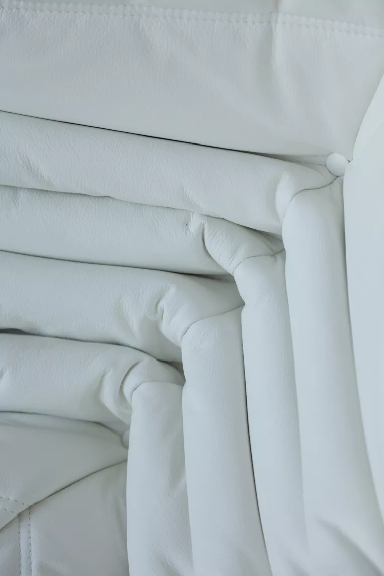 Togo Sofa Madras leather White