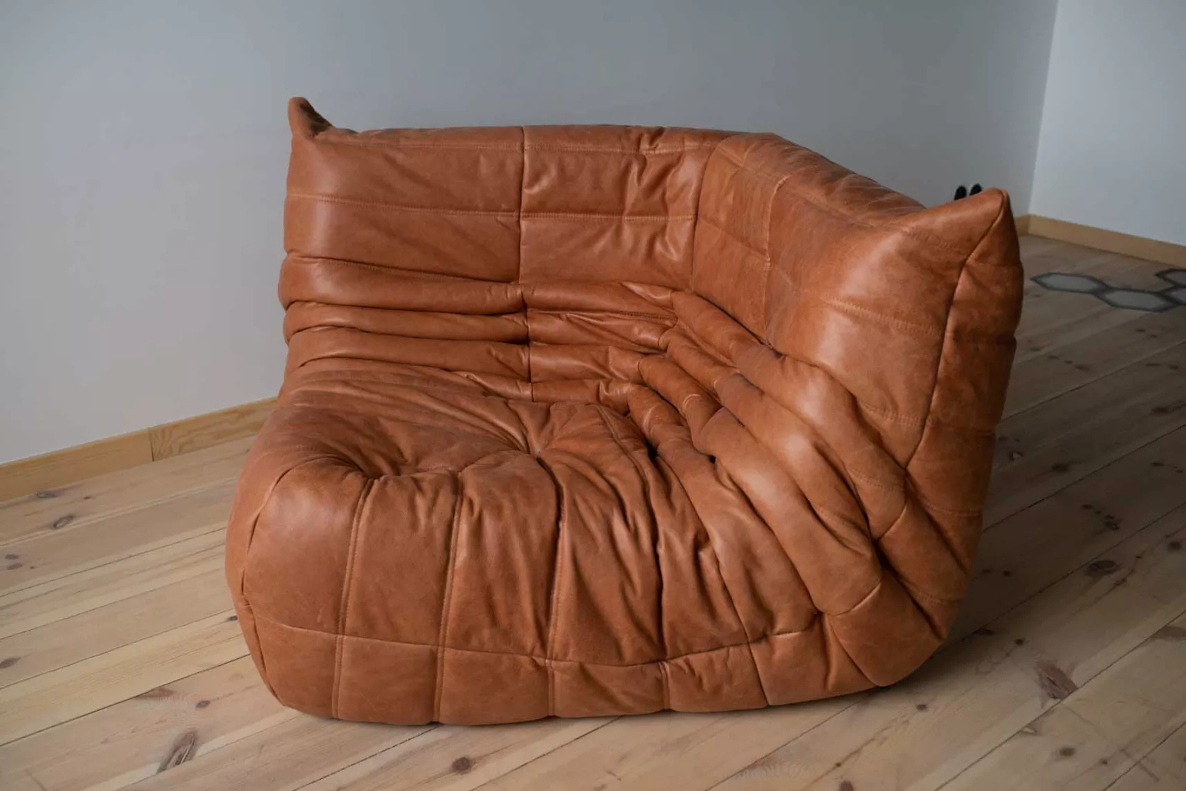 Togo Corner Sofa Pull-Up Leather Peach Brown