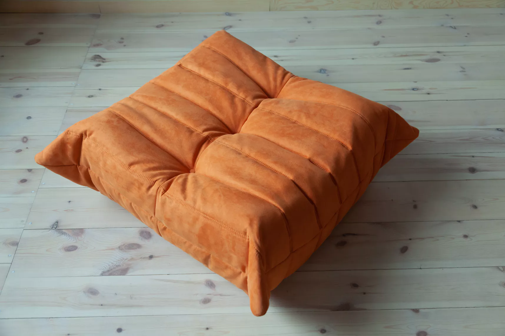Togo Armchair and Ottoman Set Textile Orange