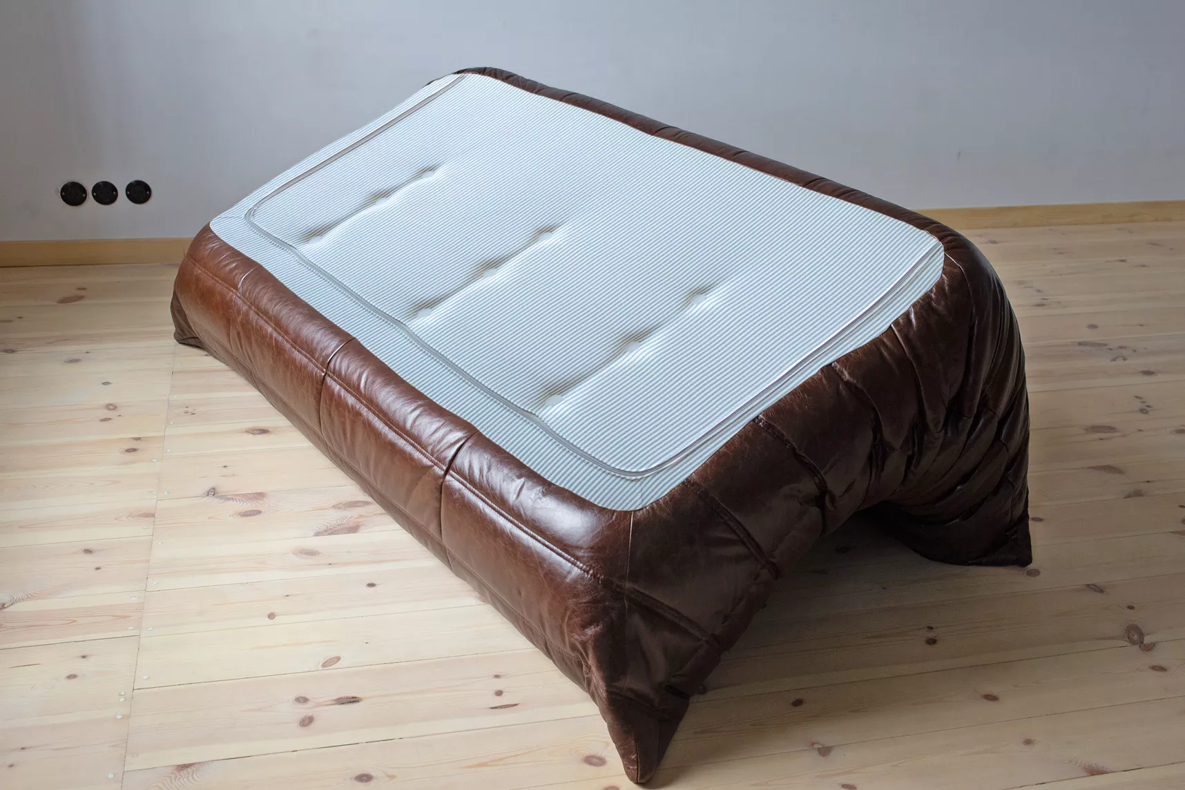 Togo Lounge Set 3-pc. High-gloss leather Dark brown