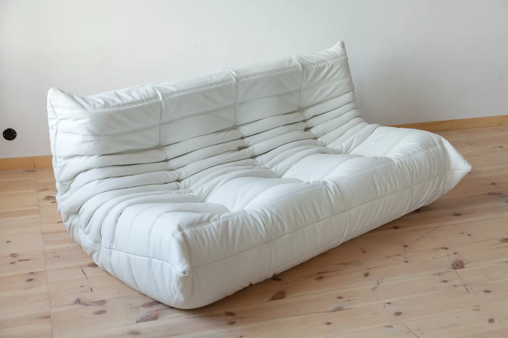Togo Lounge Set 5-pc. Madras Leather White