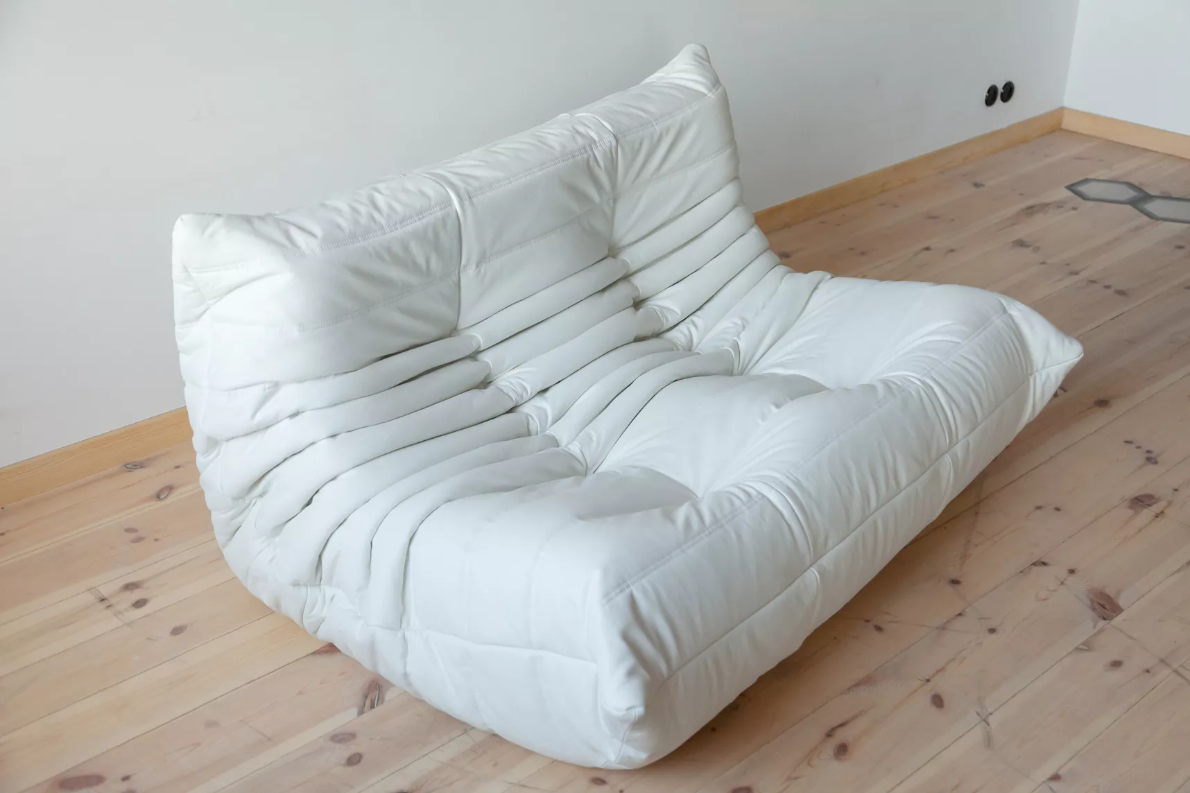 Togo Lounge Set 5-pc. Madras Leather White