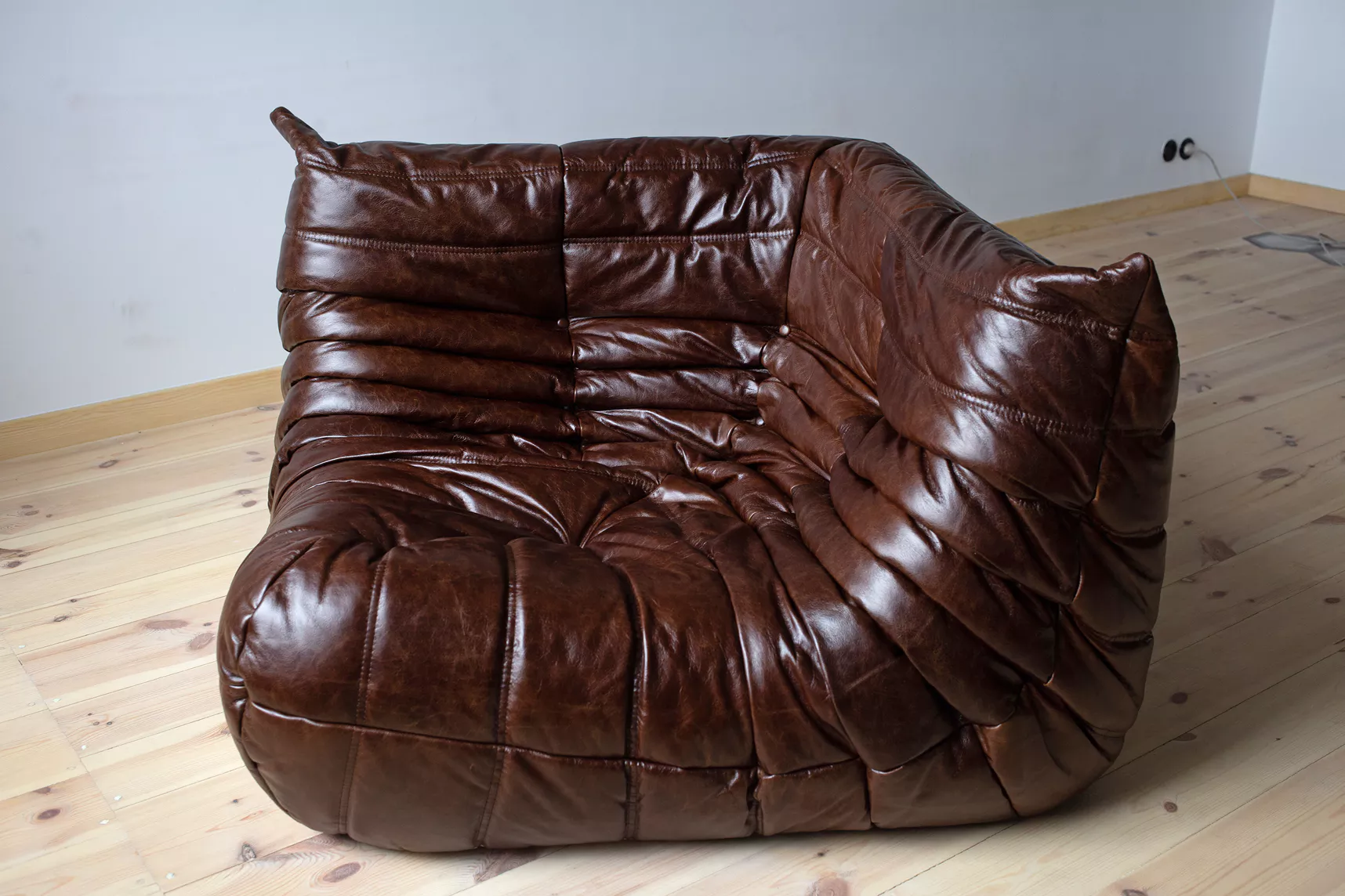 Togo Lounge Set 5-piece. High-gloss leather Dark Brown