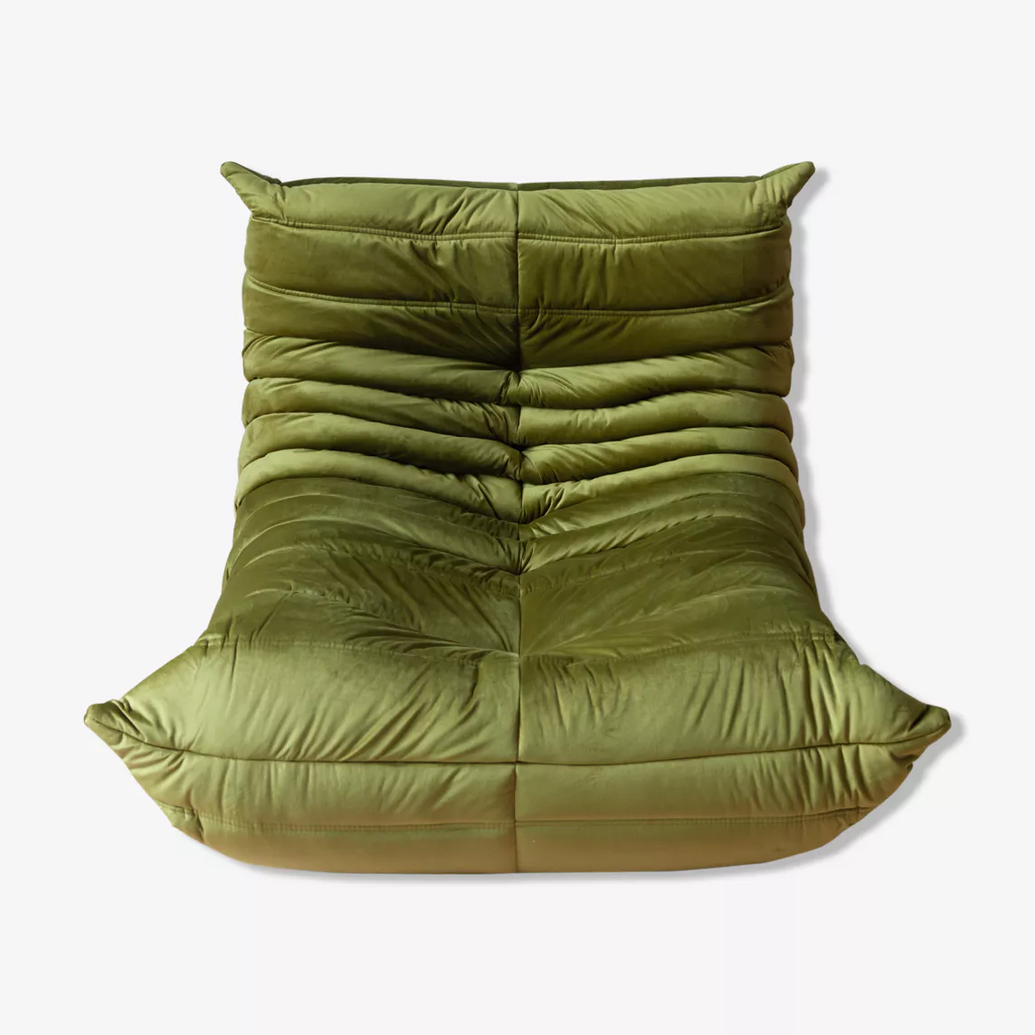Togo Armchair Velvet Olive Green