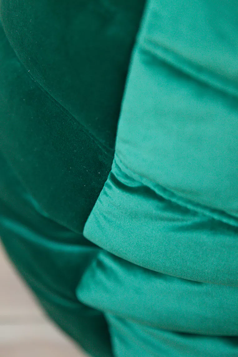 Togo armchair velvet emerald green