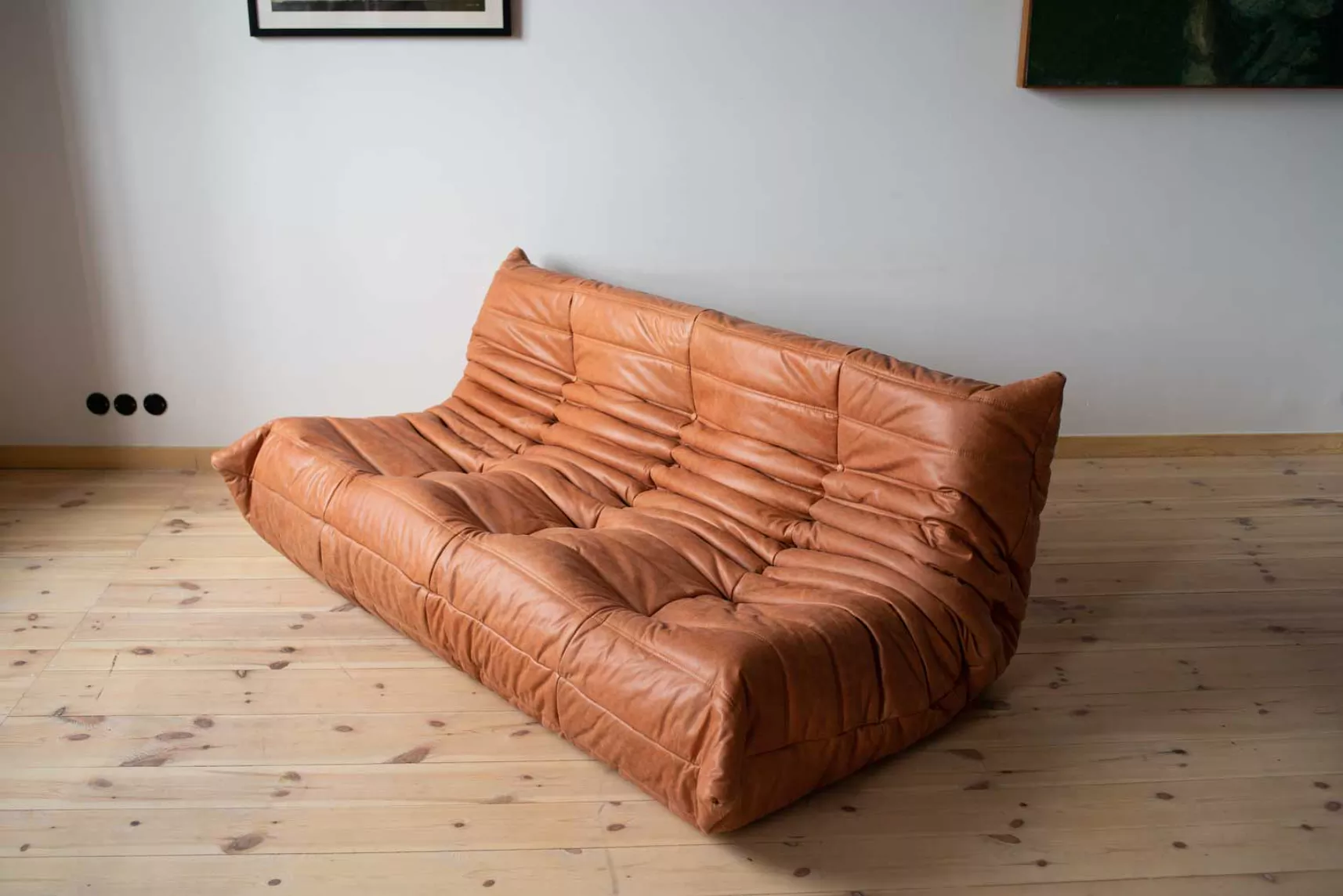 Togo Sofa 3-Seater Pull-Up Leather Peach Brown