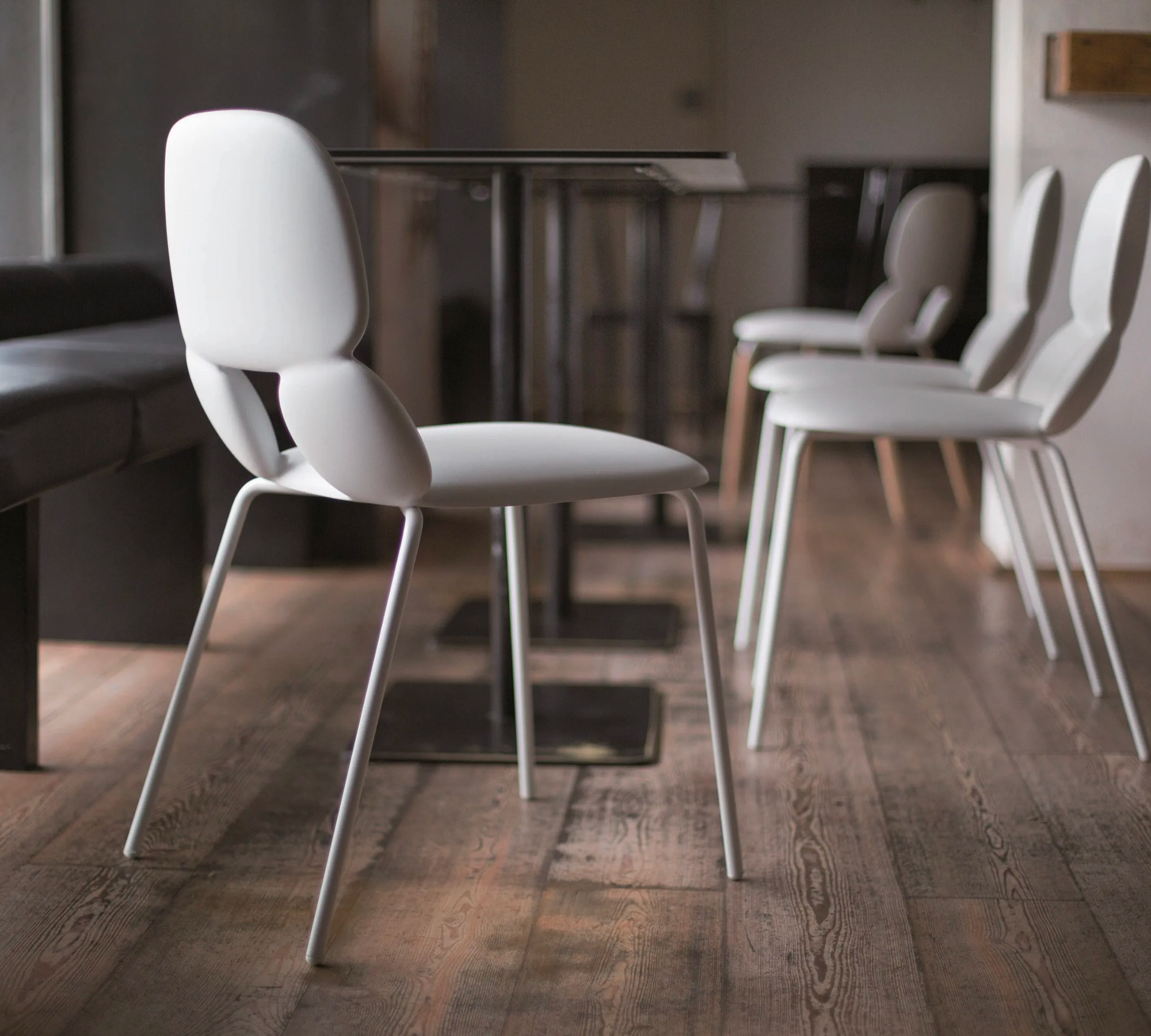 Nube S Chair Plastic Metal White