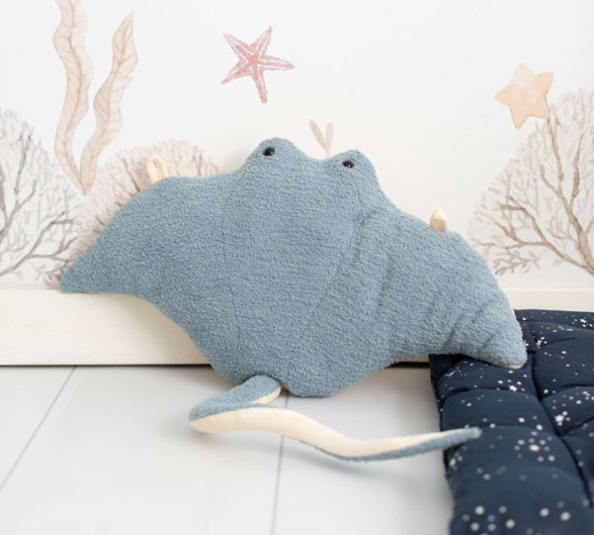 2x Jellyfish & Manta ray Plush toy Cotton Blue White