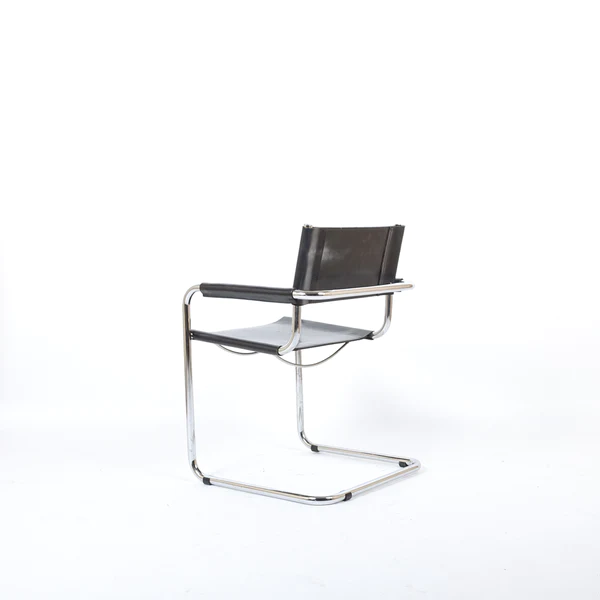 Thonet S34 Freischwinger Kernleder Stahl Schwarz