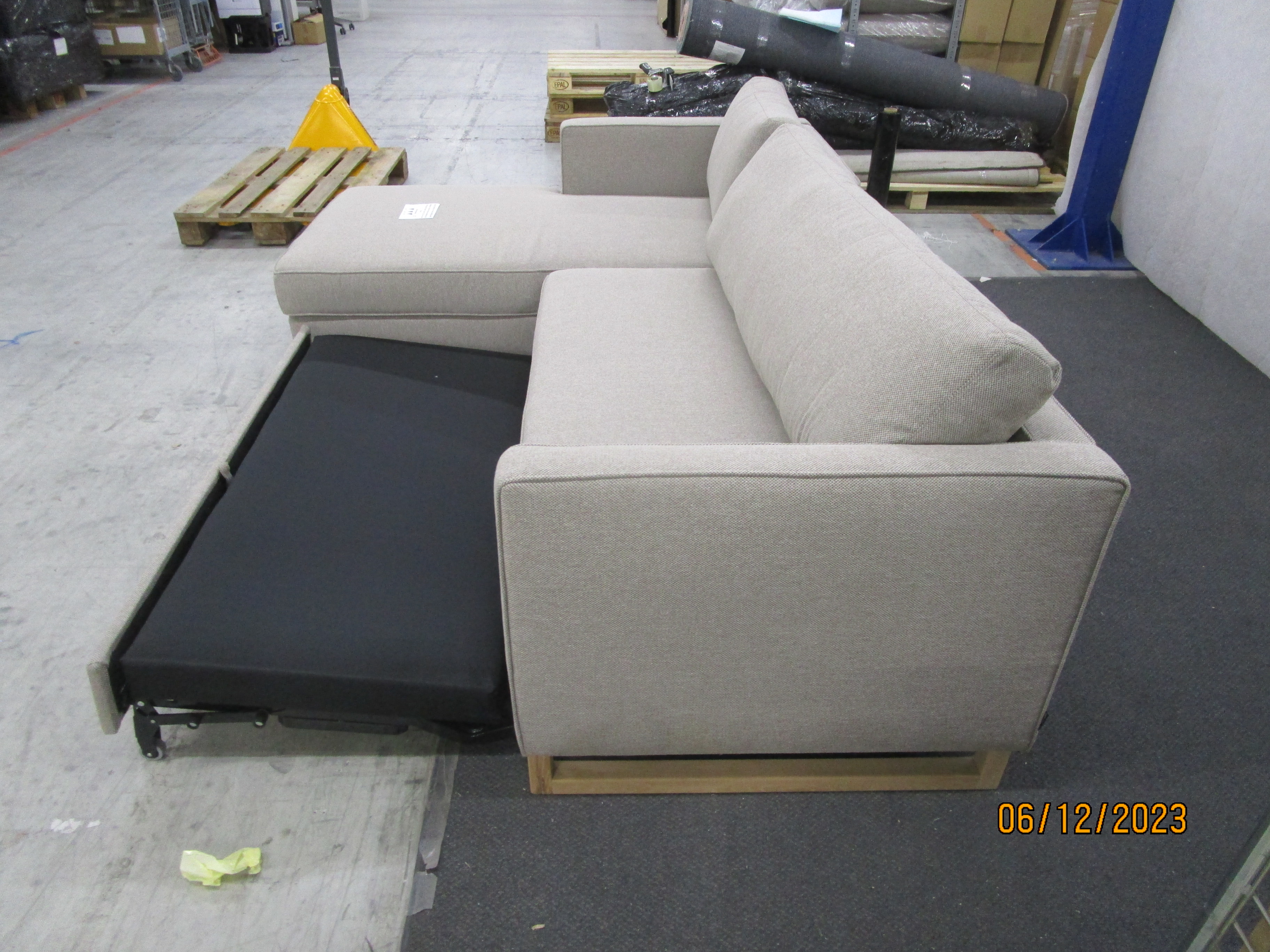Madison sofa bed chaise longue left Agnes Brown