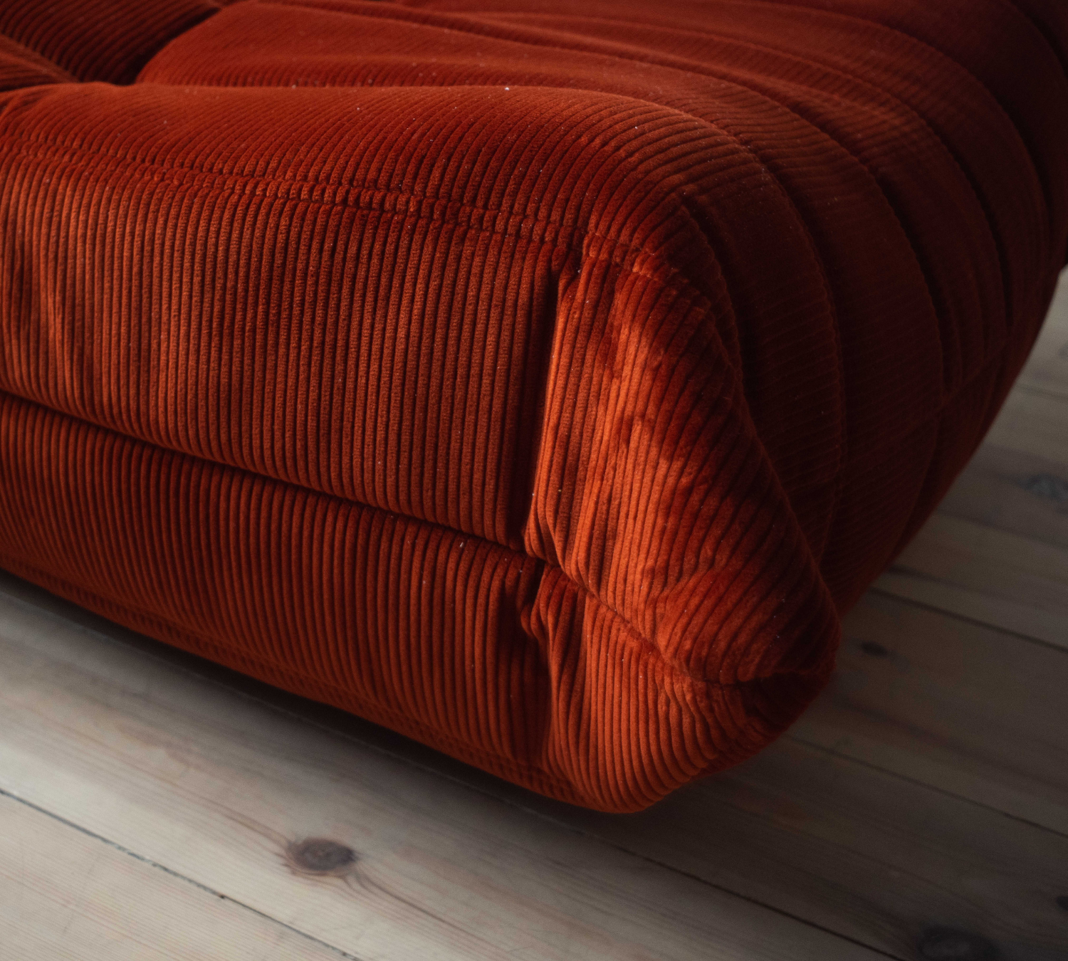 Togo Sofa 3-seater Cord Amber Orange