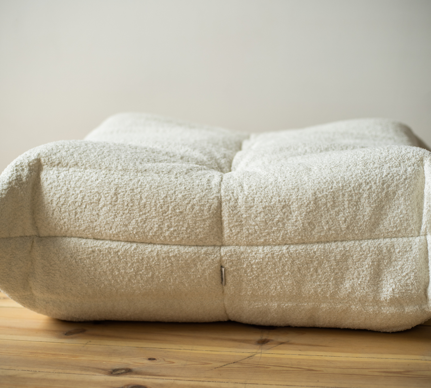 Togo Ottoman Bouclé White