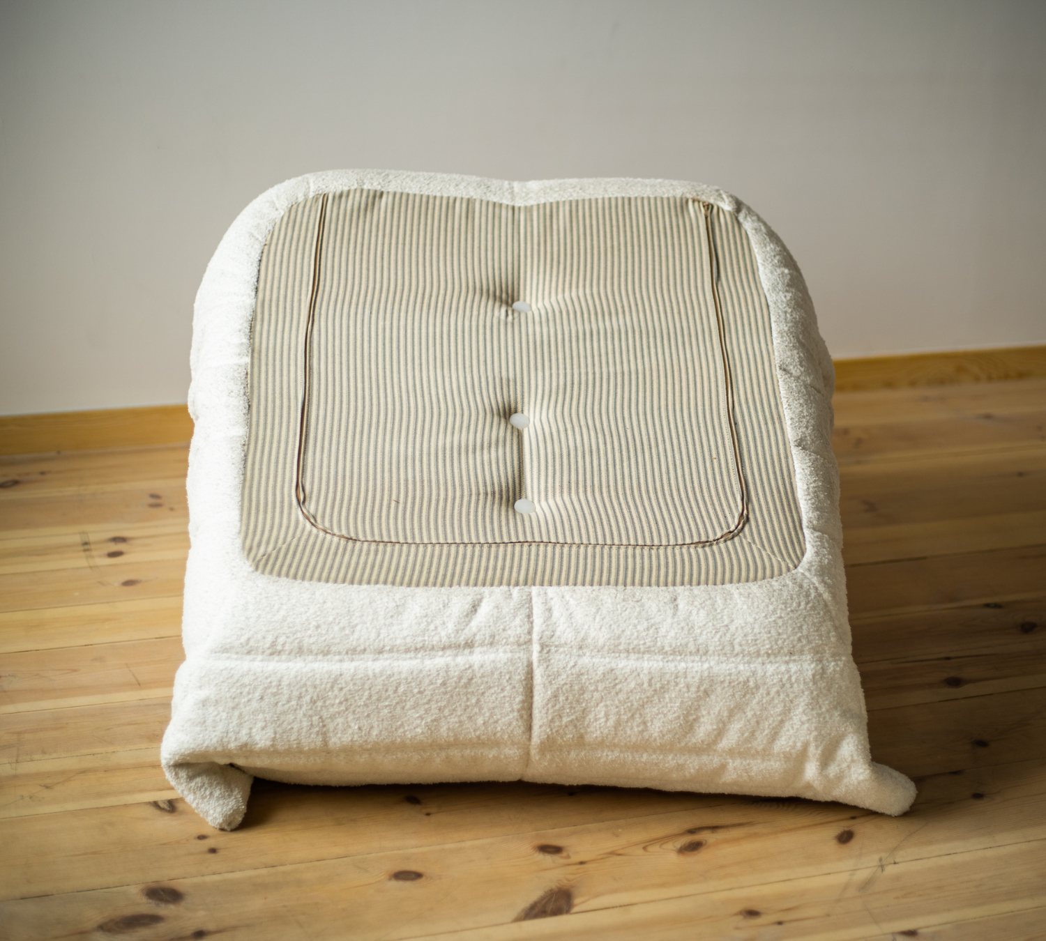 Togo Armchair and Ottoman Set Bouclé White