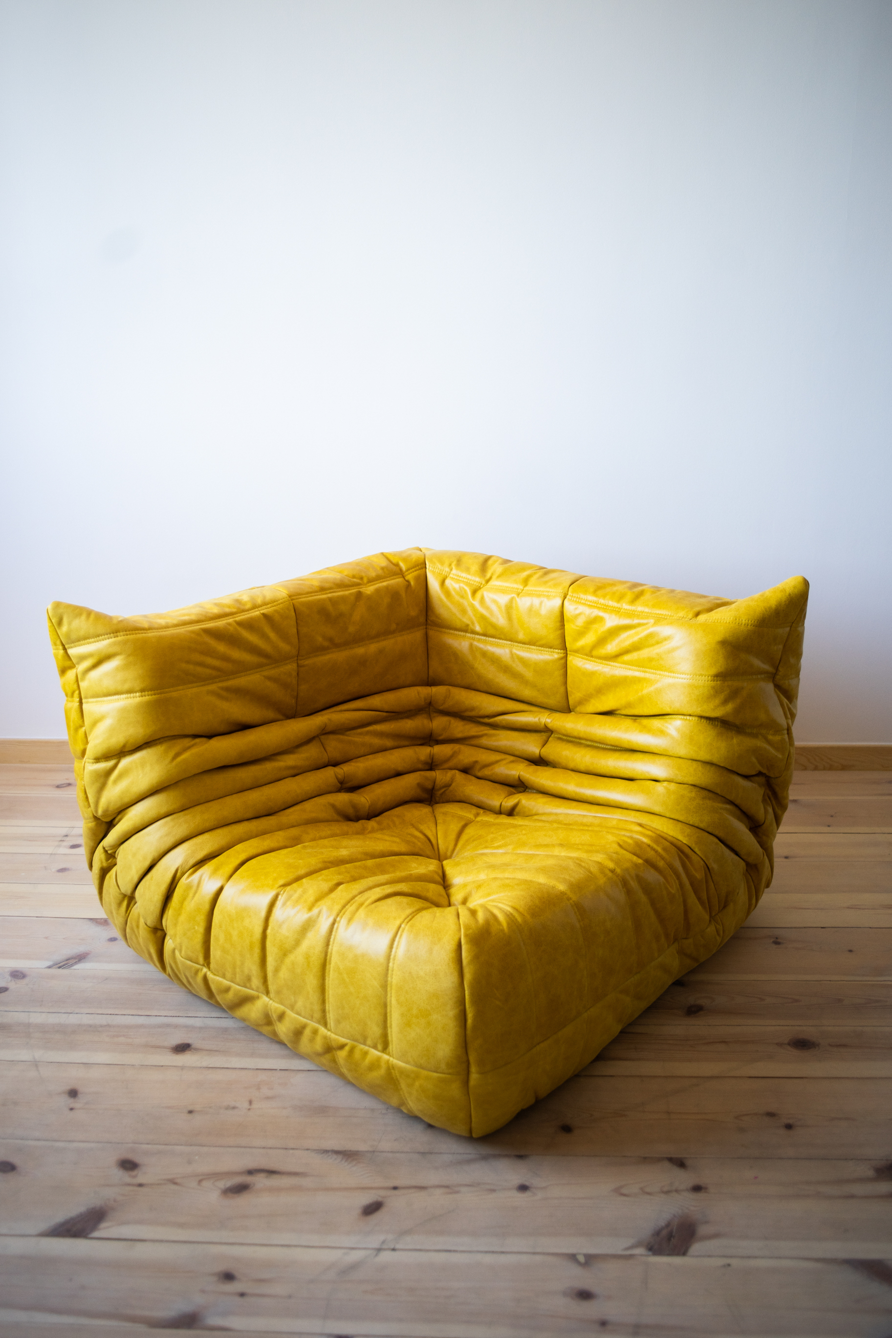 Togo Corner Sofa Pull-Up Leather Yellow