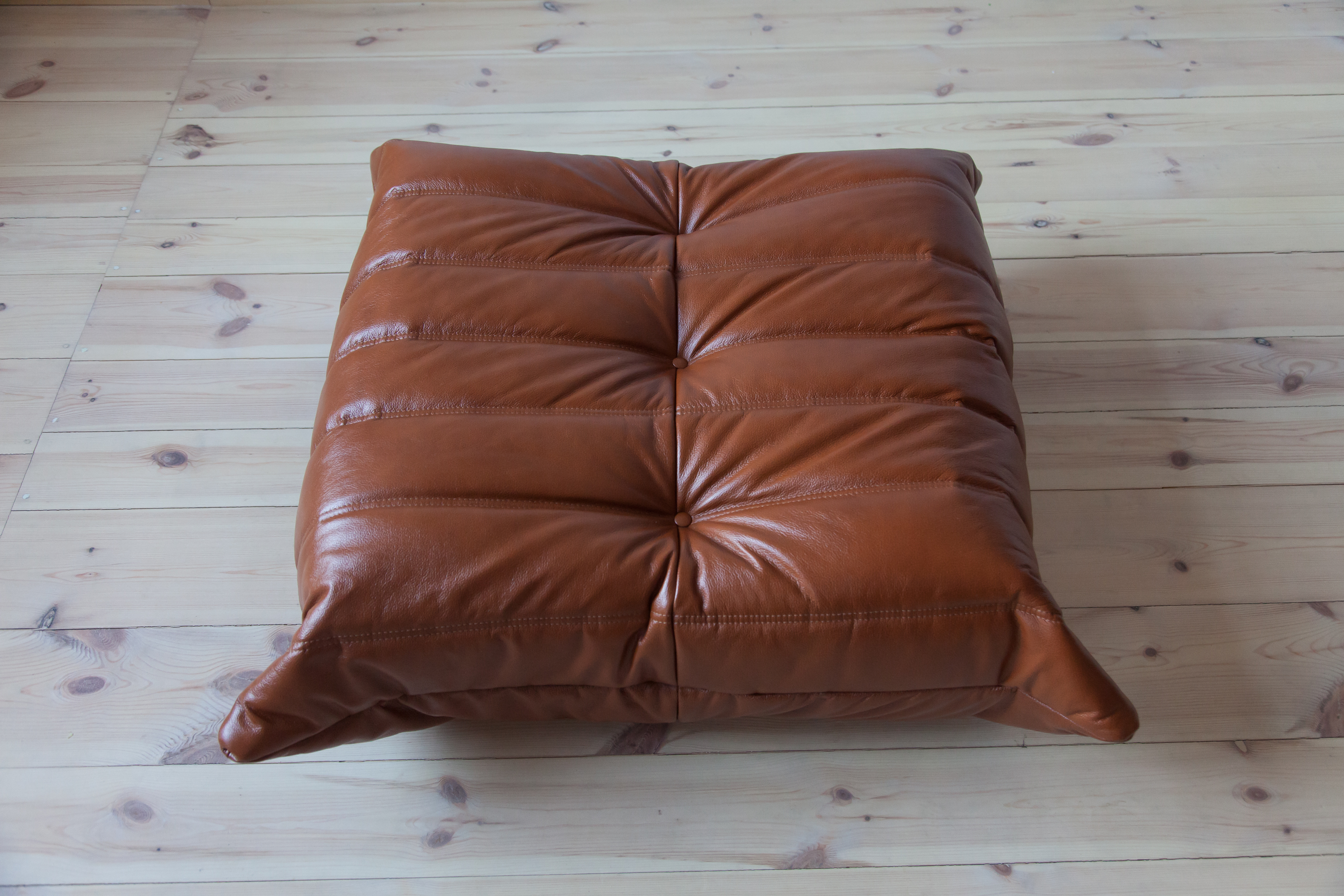 Togo Ottoman High Gloss Leather Whiskey Brown