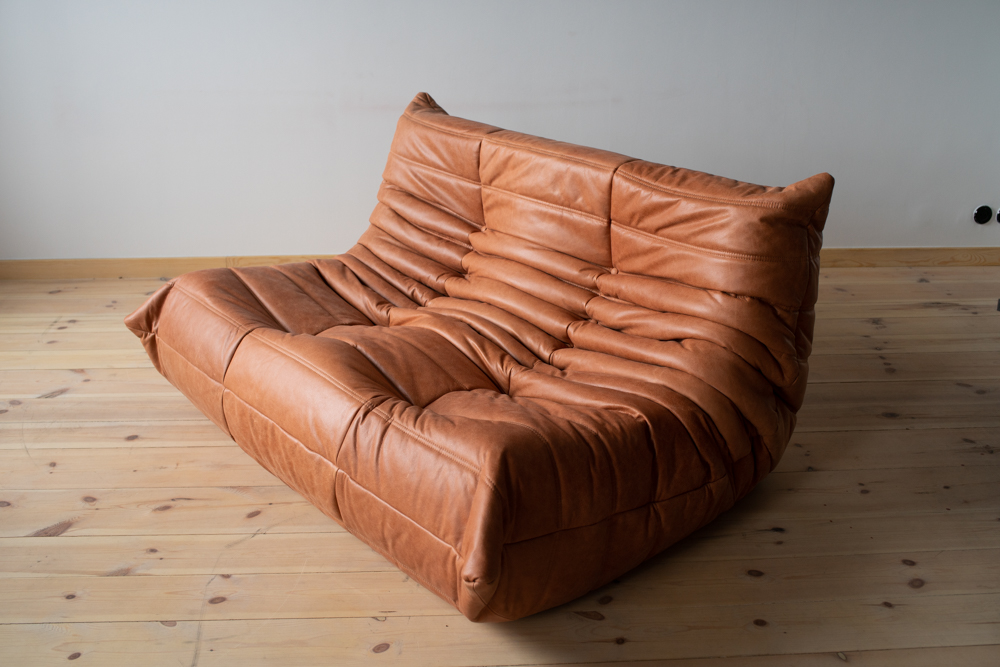 Togo Sofa 2-Seater Pull-Up Leather Peach Brown