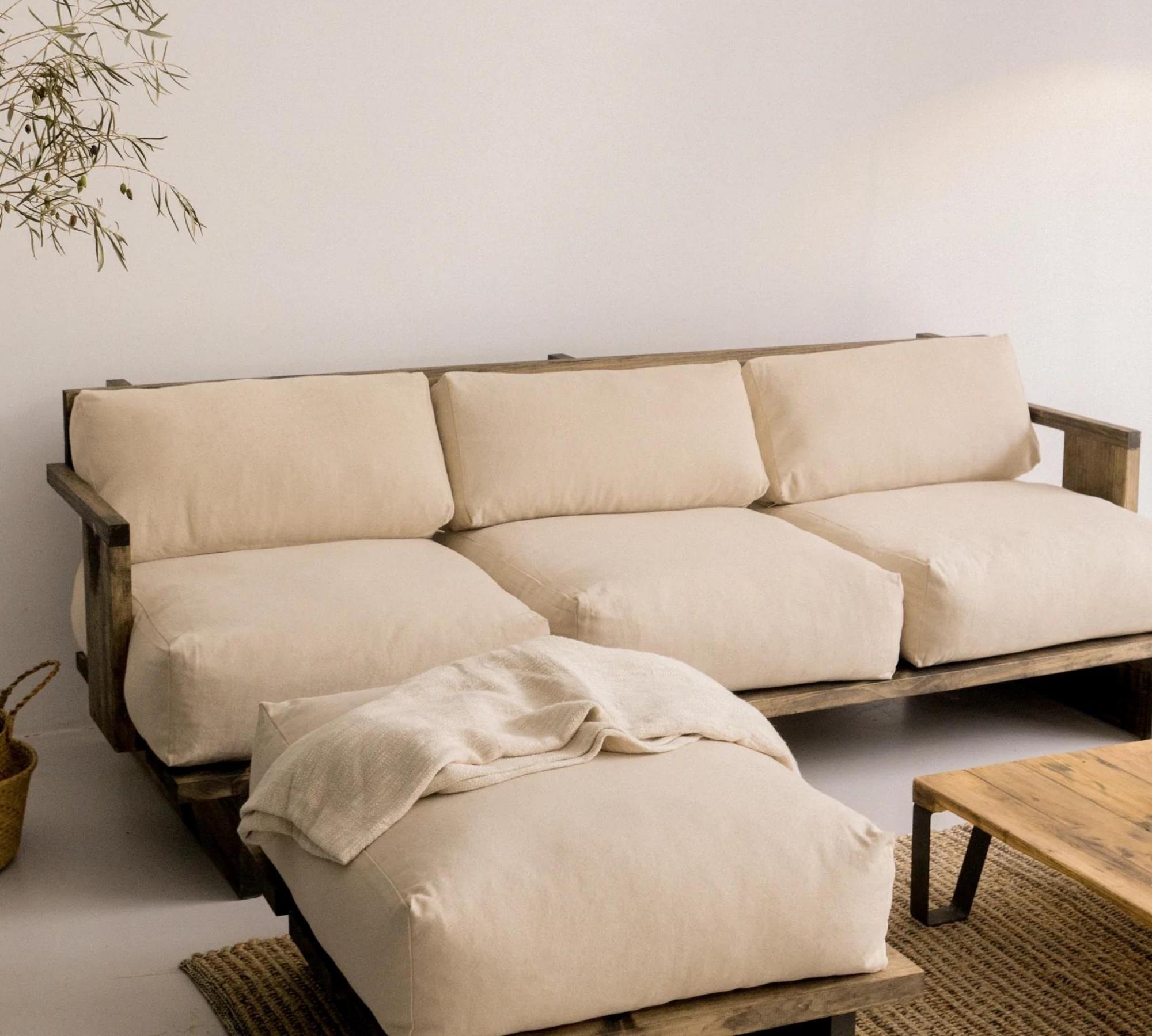 3-sitzer Sofa aus nachhaltigem Pinien-Massivholz