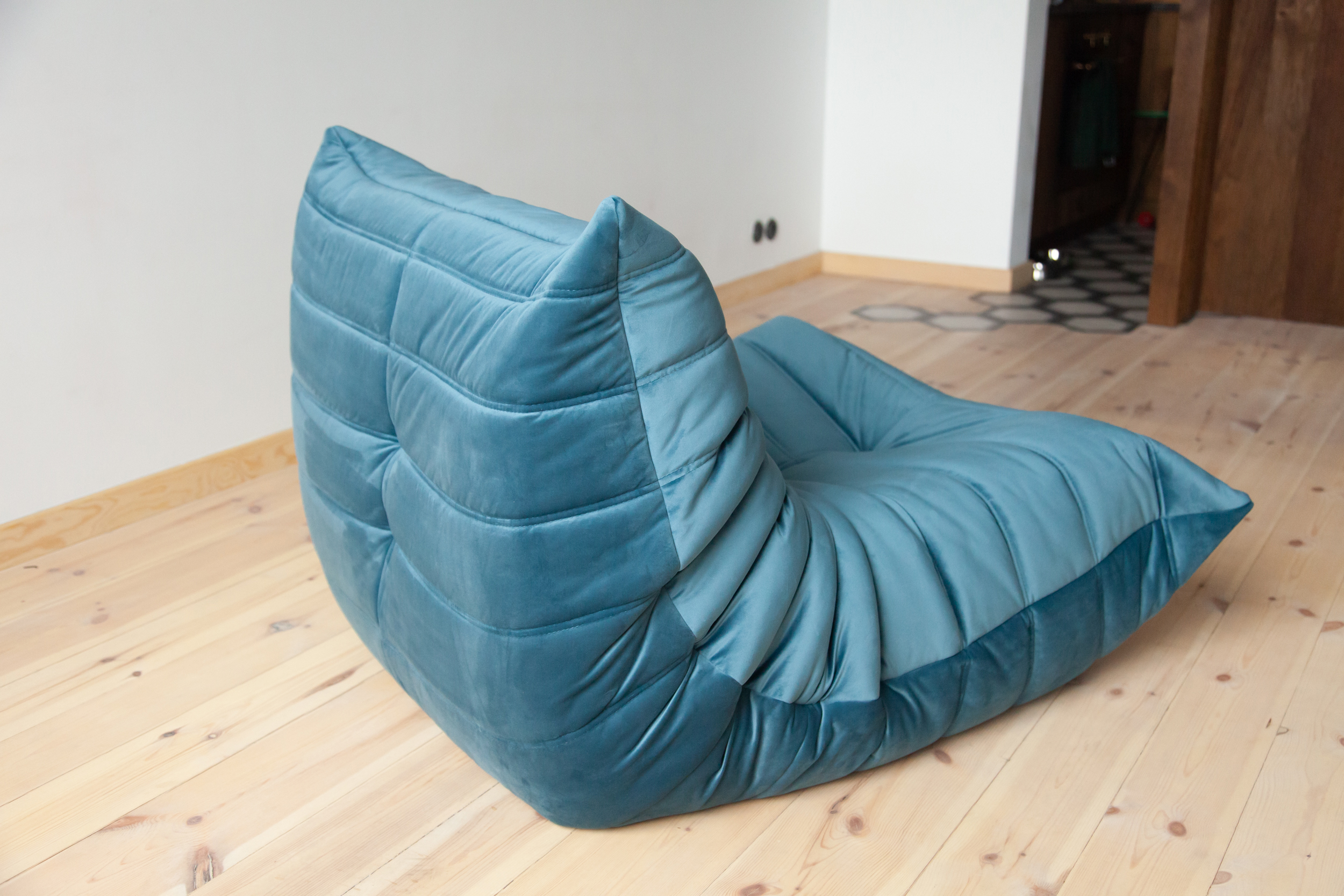 Togo armchair velvet sea blue