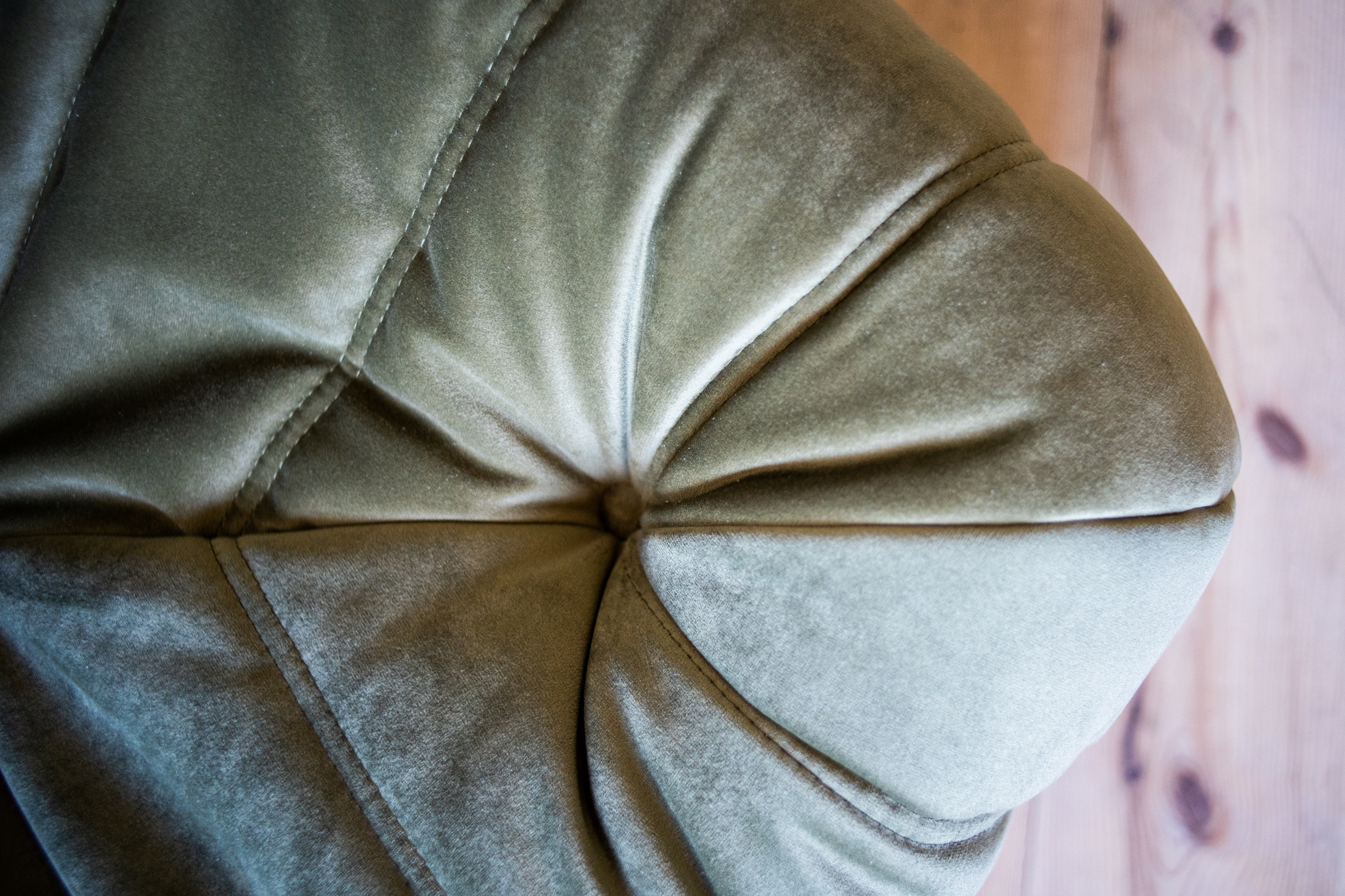 Togo Armchair Velvet Khaki Green