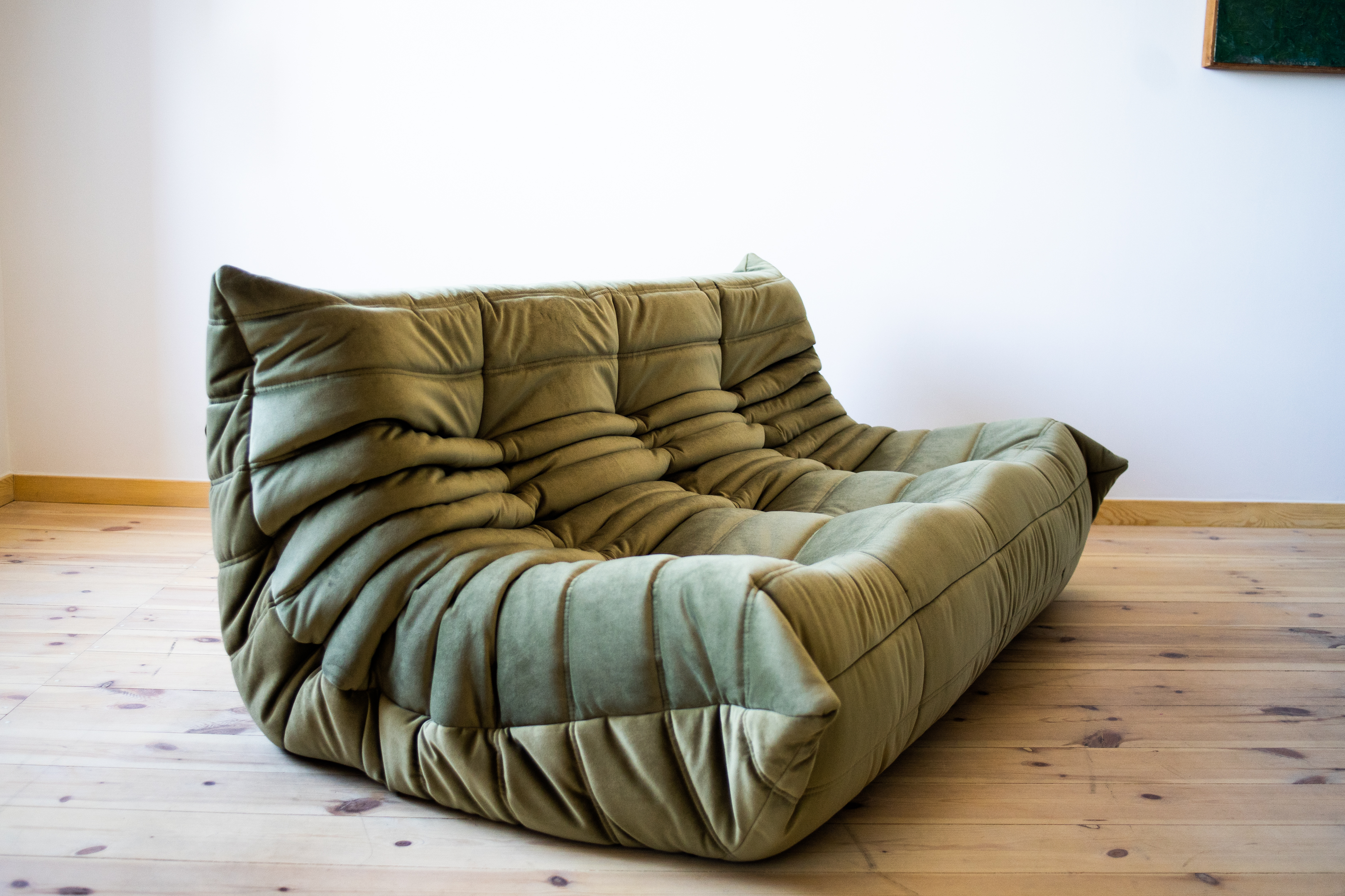 Togo Sofa 3-seater velvet khaki green