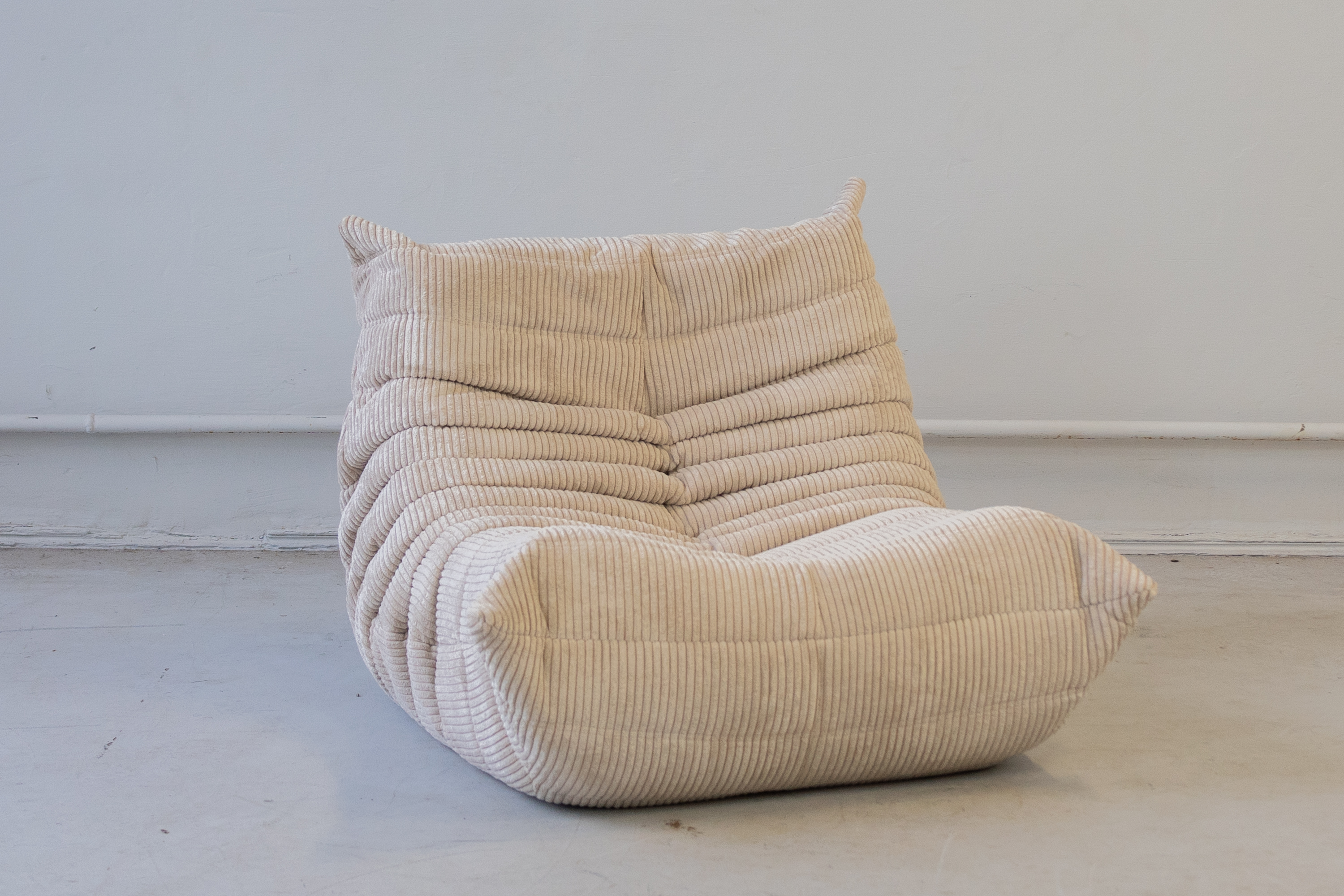 Togo Armchair Cord Beige