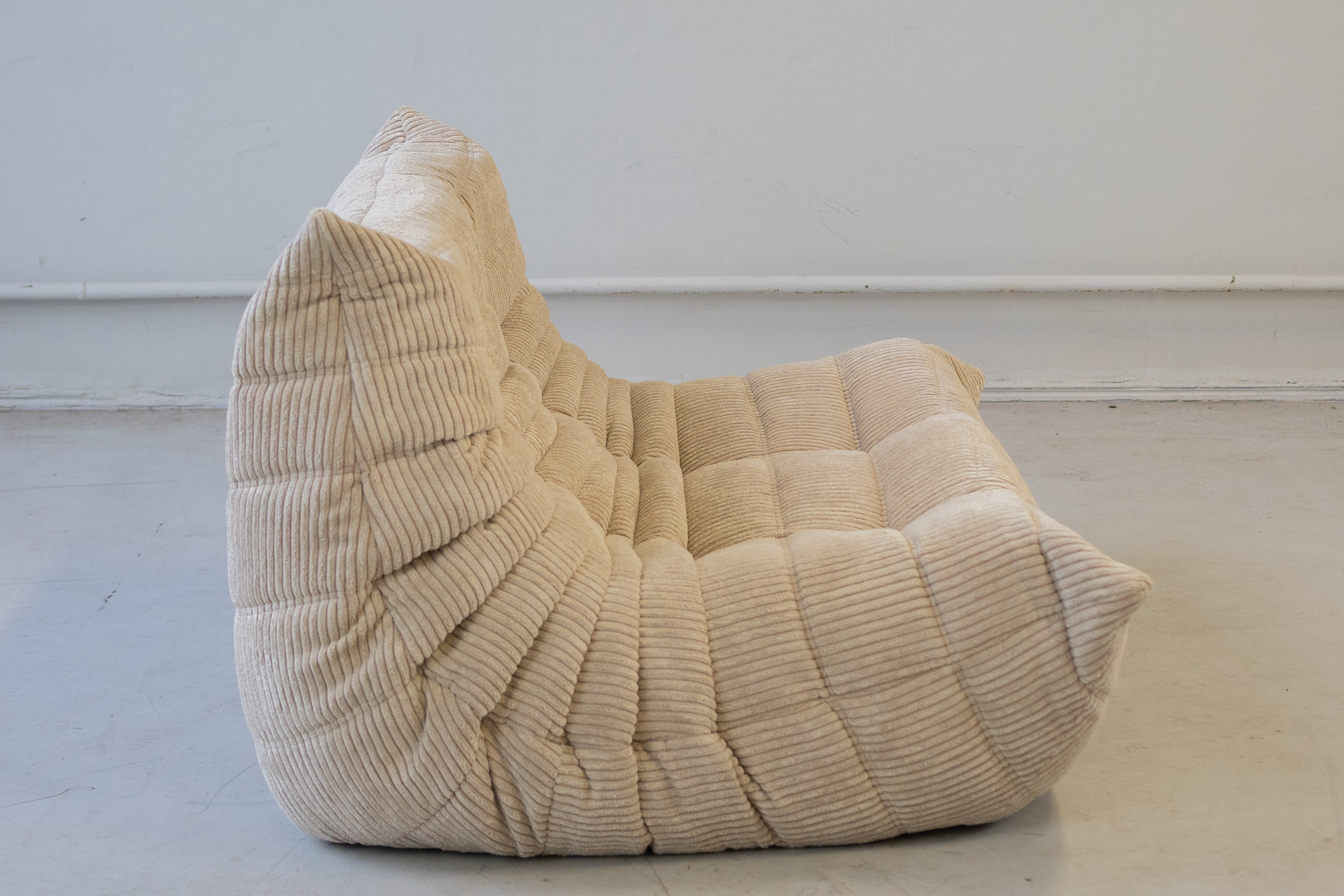 Togo Sofa 2-Seater Cord Beige