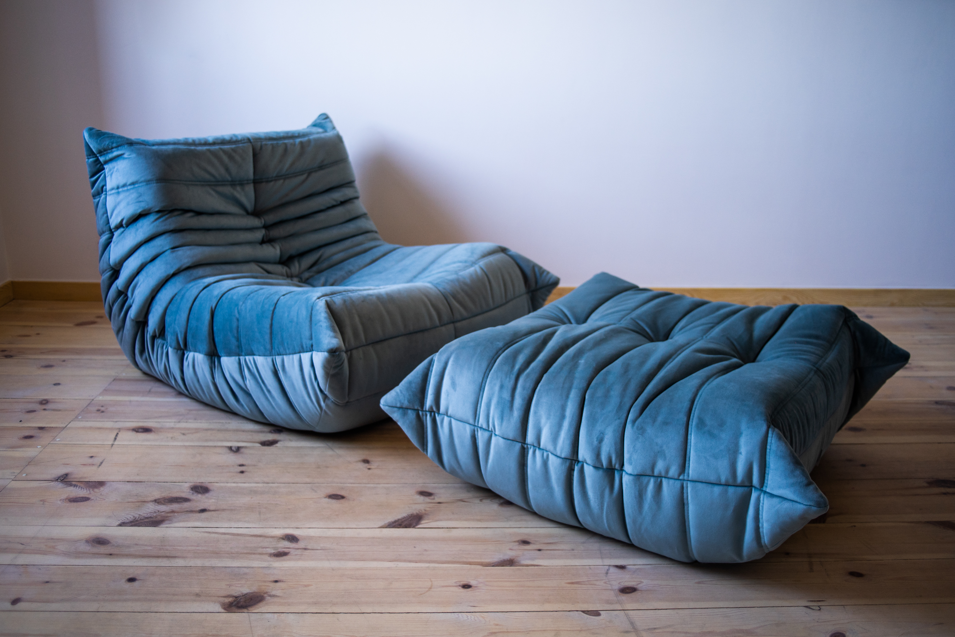 Togo Armchair and Ottoman Set Velvet Azure