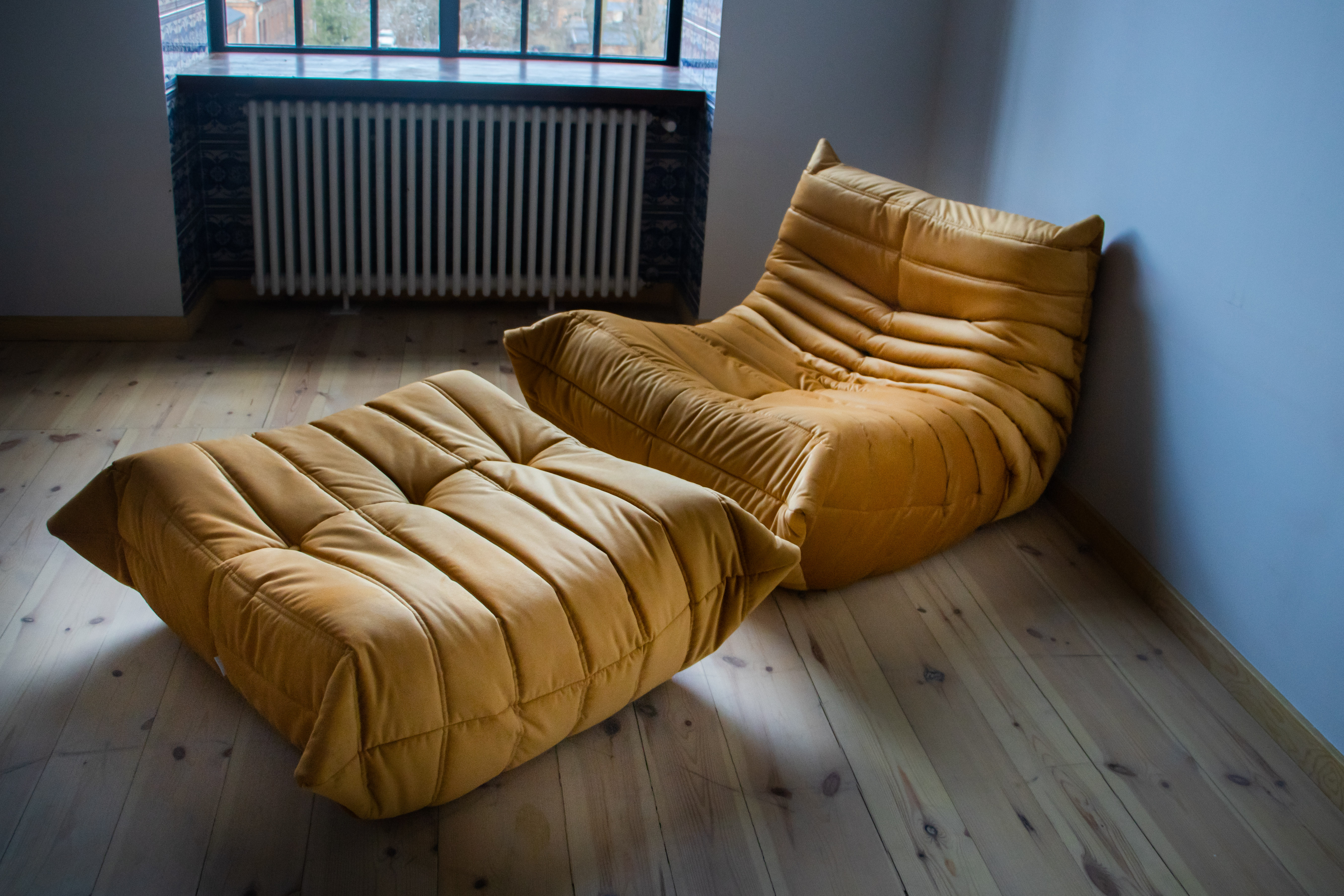 Togo Armchair and Ottoman Set Velvet Golden Yellow