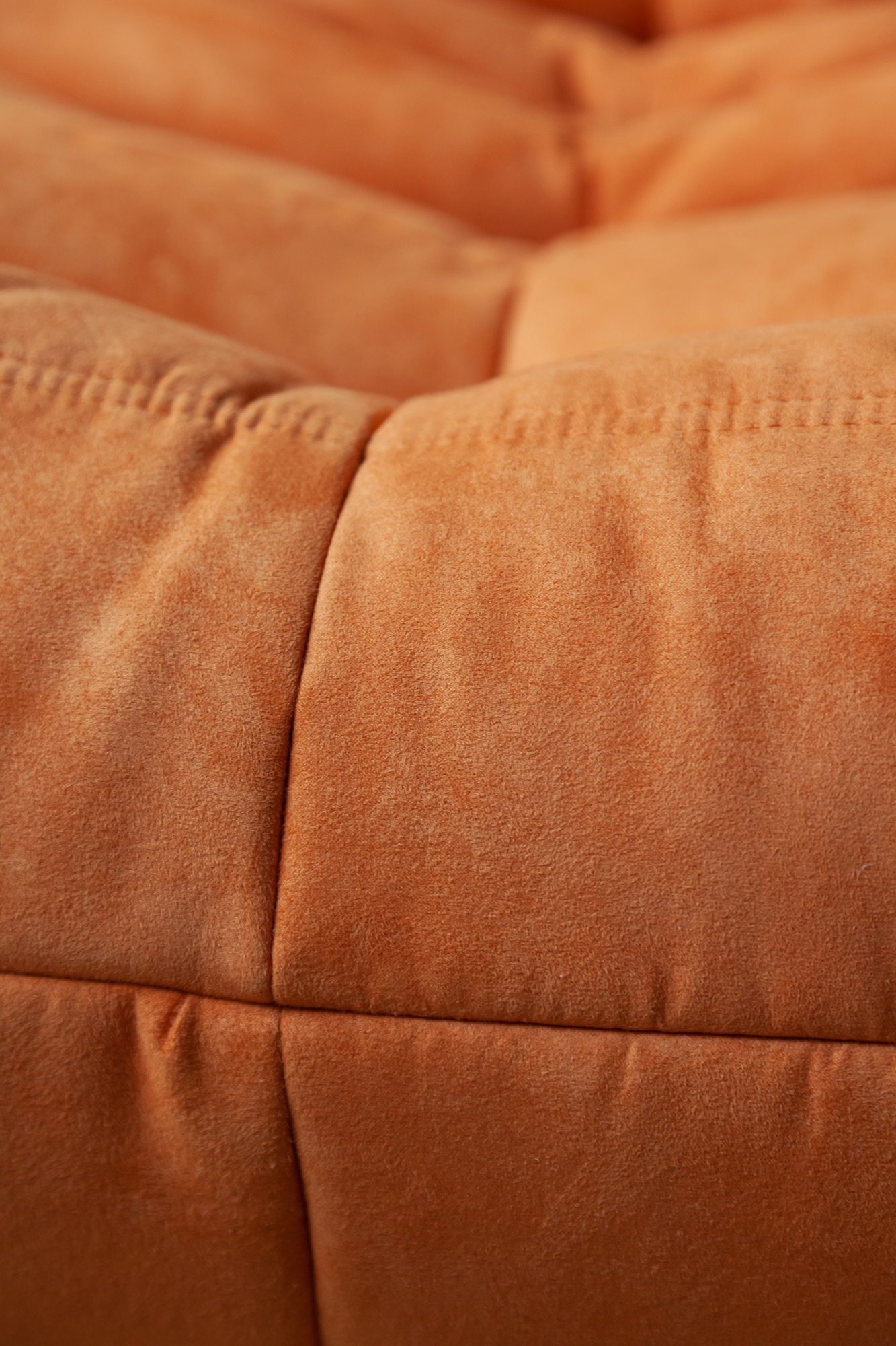 Togo Sofa 2-seater textile orange