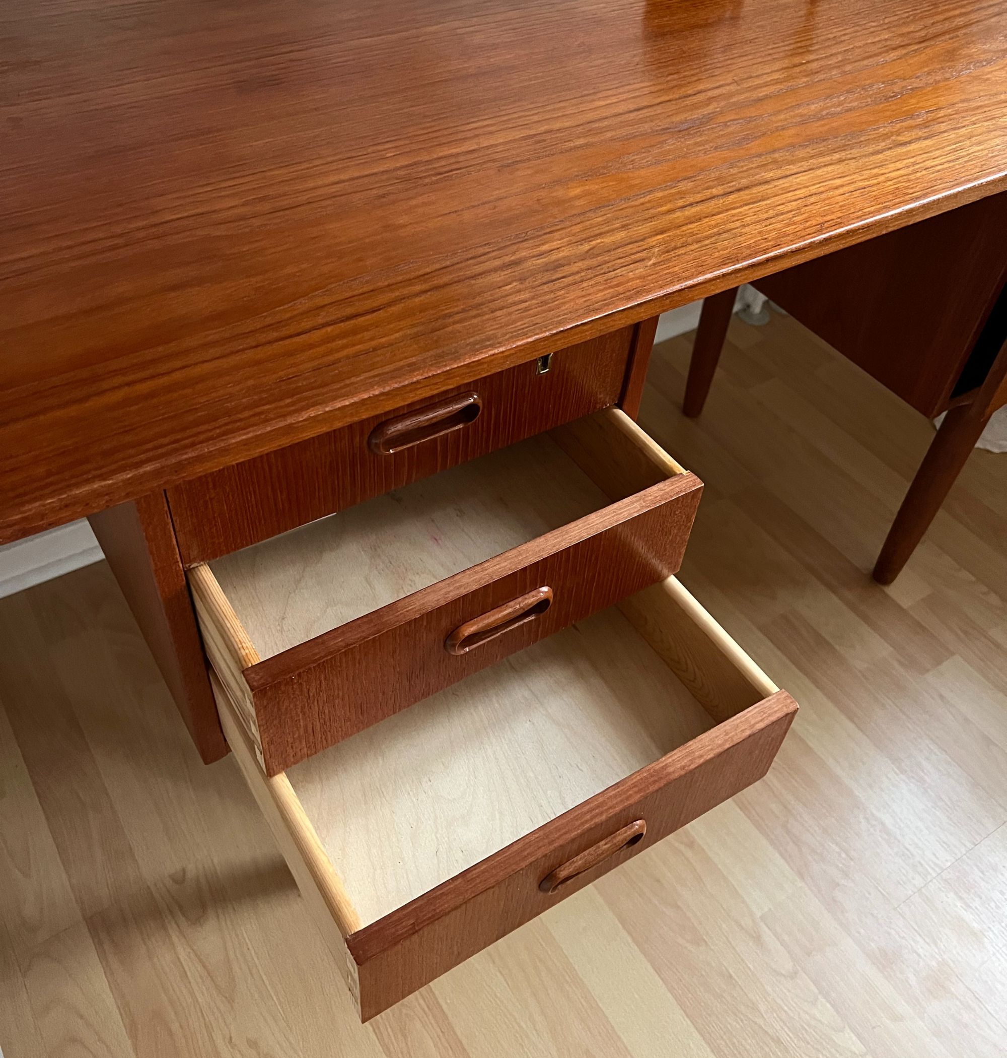 Schreibtisch Midcentury Design Teakholz